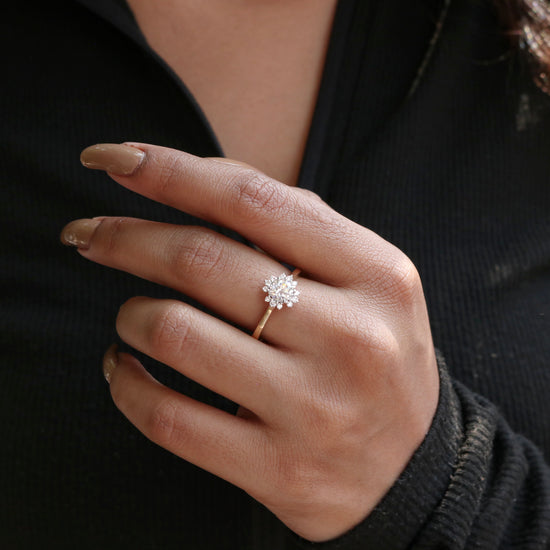 Elevaria Lab Diamond Ring - Fiona Diamonds - Fiona Diamonds