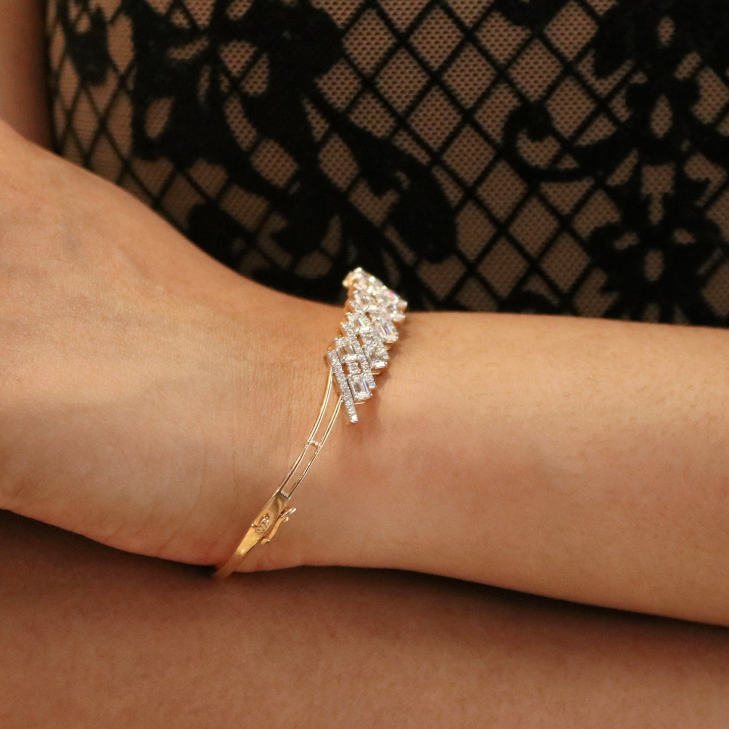 Radiquanta Lab Diamond Bracelet - Fiona Diamonds - Fiona Diamonds