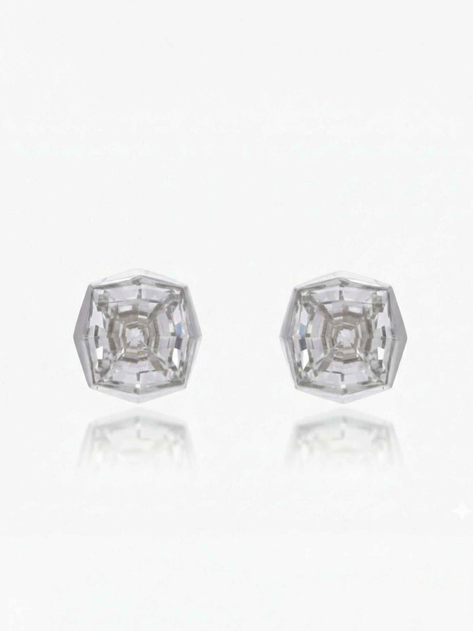Solvyn Arc Lab Diamond Earring