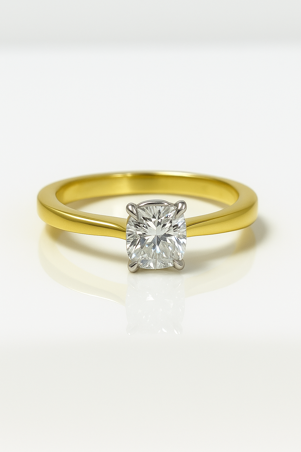 Cl?sica 60 Pointer Lab Grown Diamond Ring - Classic Elegance - Fiona Diamonds - Fiona Diamonds