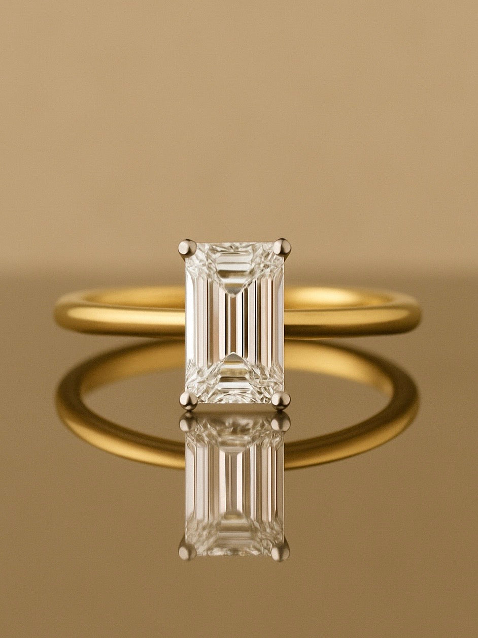Side profile of Aurora 1.04ct Emerald Lab Diamond Classic Solitaire Ring in 18K Yellow Gold Fiona Diamonds
