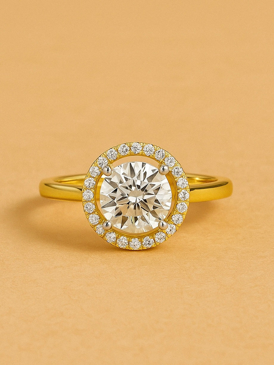 Chic 2.5ct Lab Grown Diamond Ring - Stylish & Sophisticated - Fiona Diamonds - Fiona Diamonds