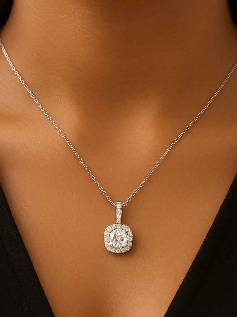Briar Lab Diamond Pendant - Timeless Beauty - Fiona Diamonds - Fiona Diamonds