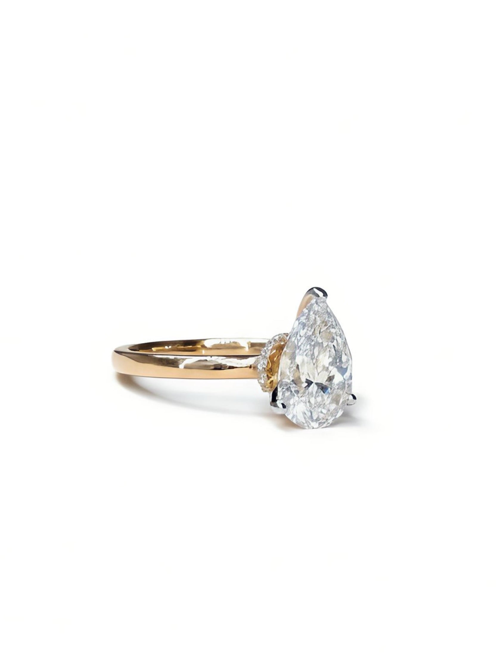 Kythera 2ct Lab Diamond Ring - Fiona Diamonds - Fiona Diamonds