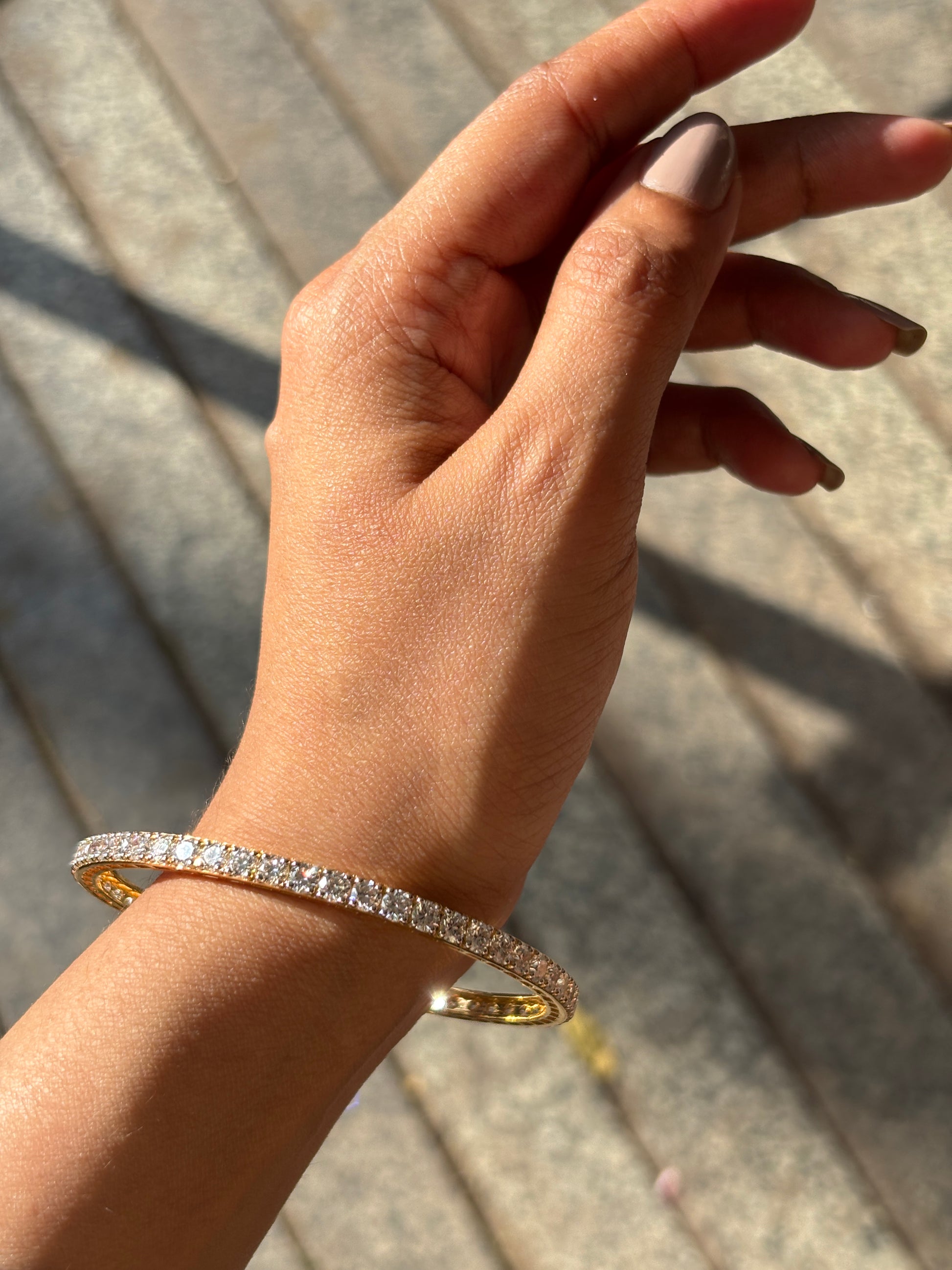 Xiaoqing Lab Diamond Bangle - Graceful Sparkle