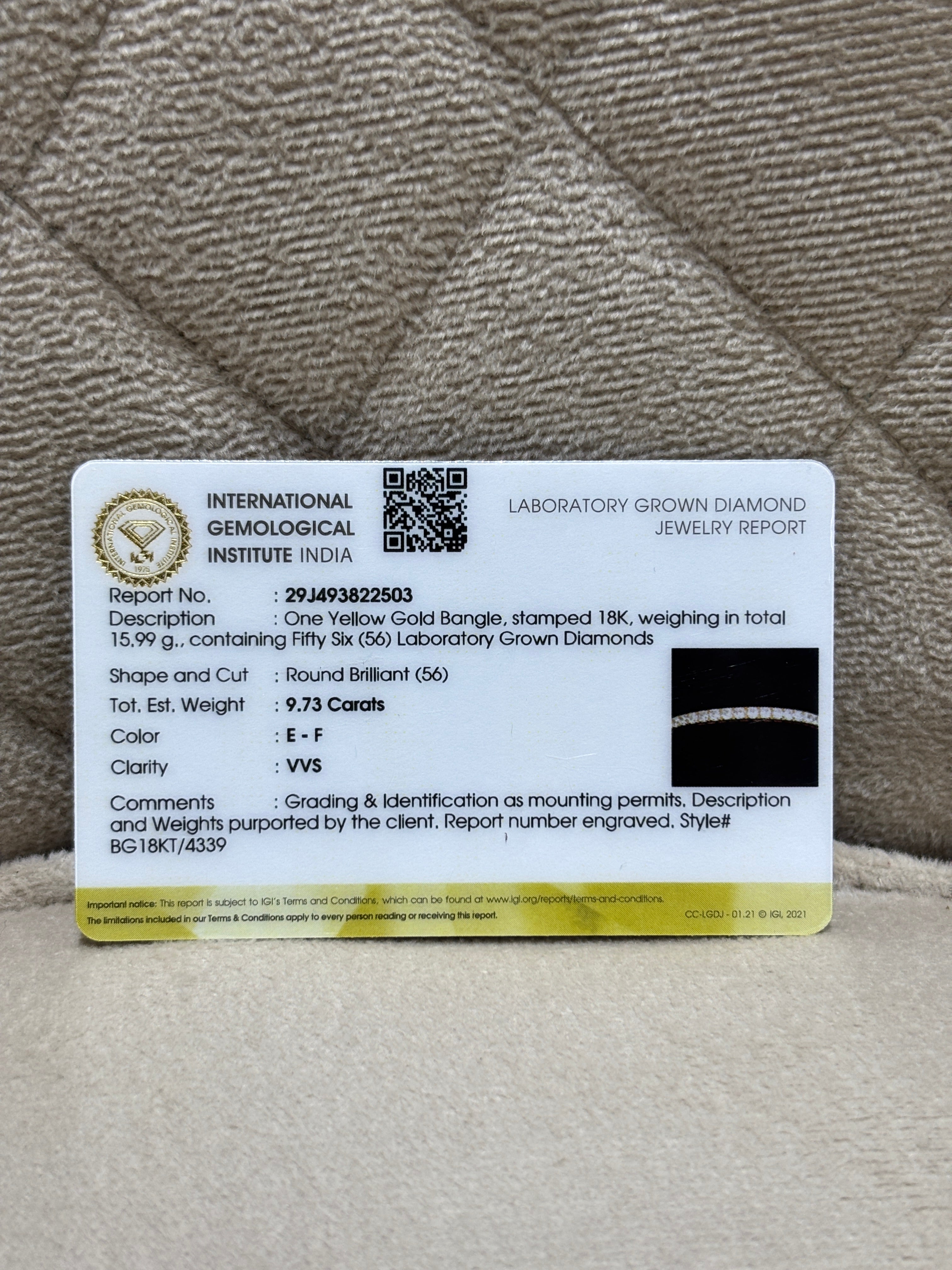 Haiyan Lab Diamond Bangle - Refined Radiance