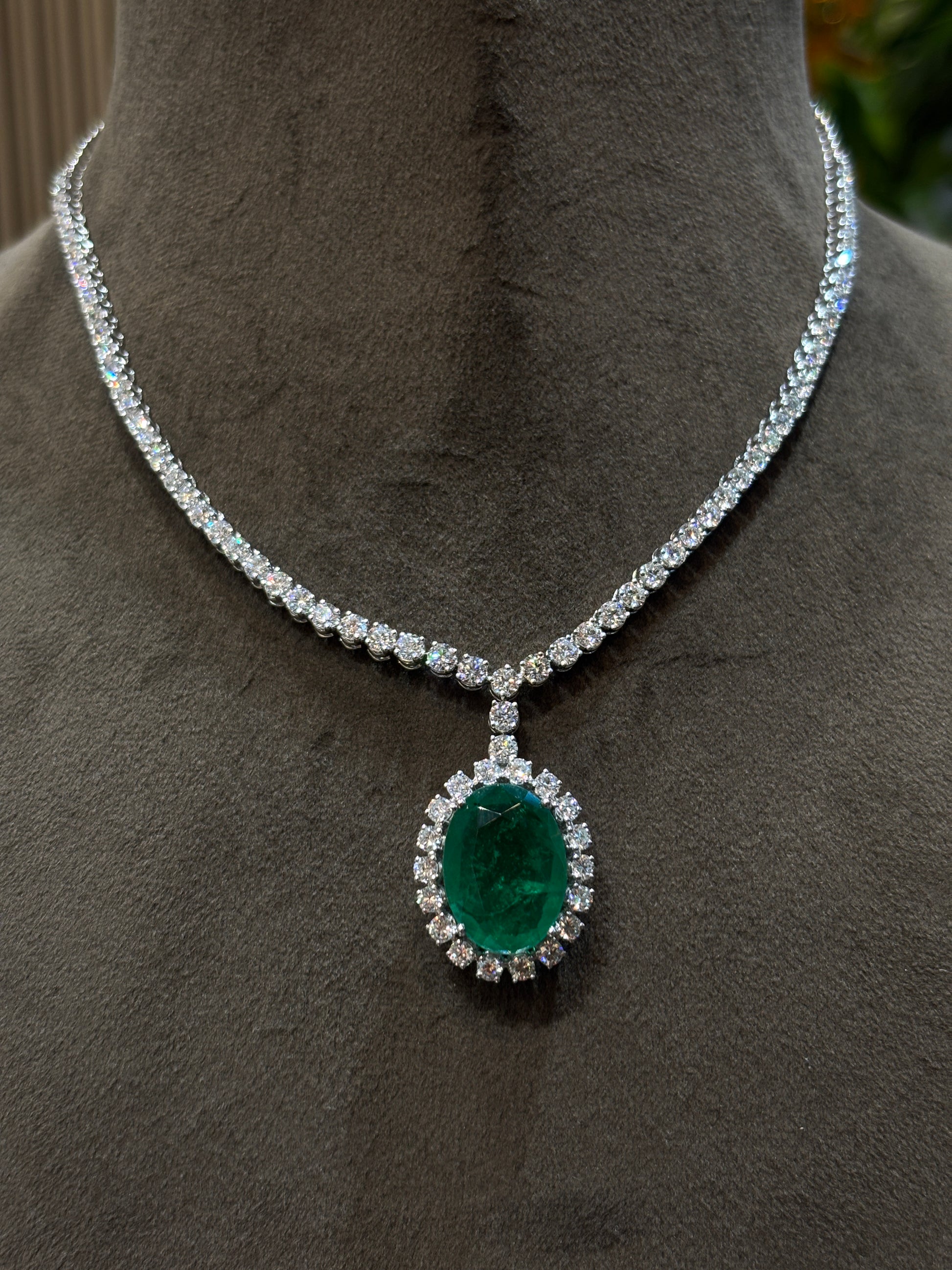 Starry Embrace Lab Diamond Necklace