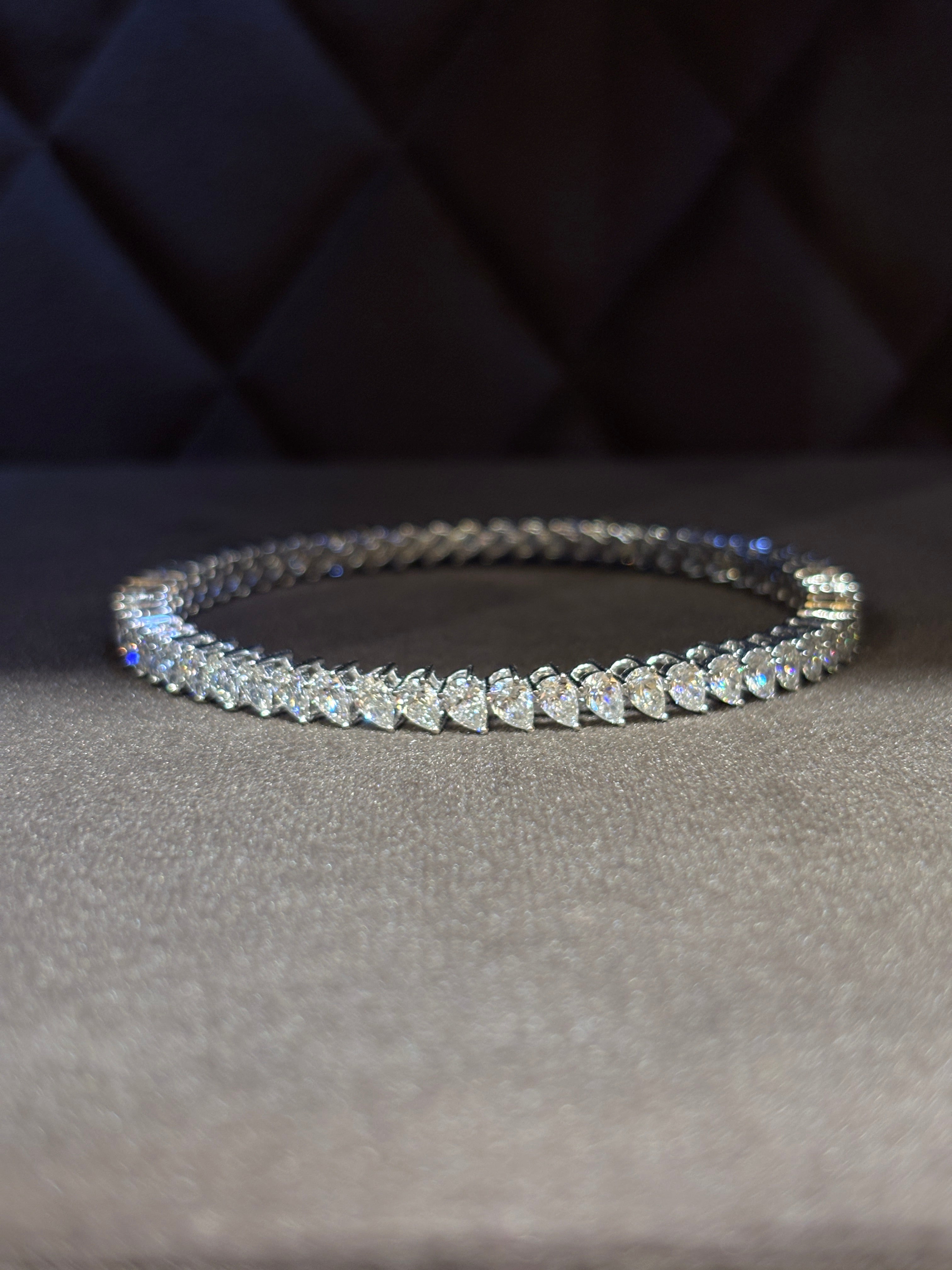 Luminous Veil Lab Diamond Bangle