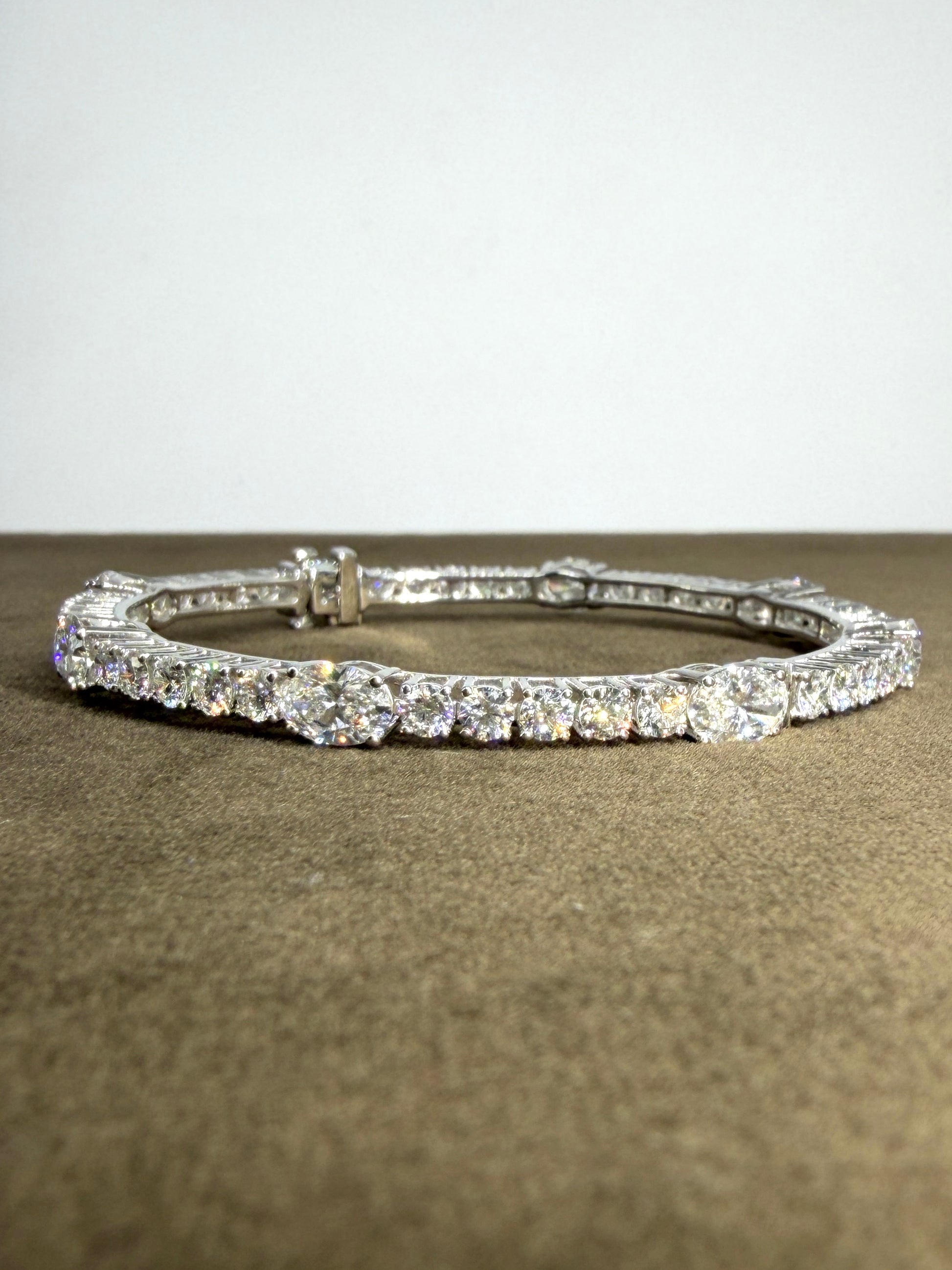 Mystic Vale Lab Diamond Bangle
