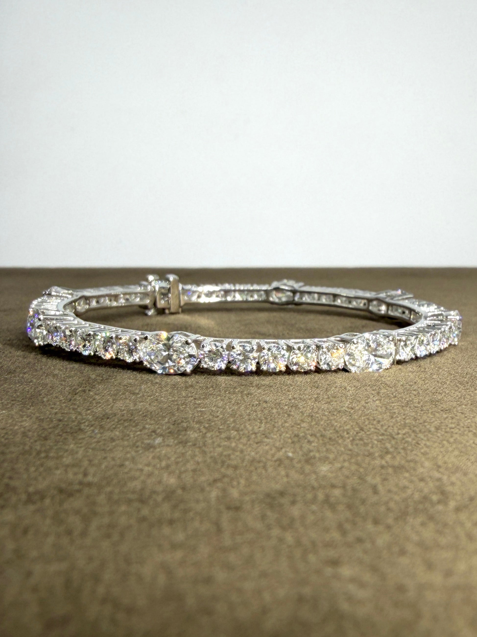 Mystic Vale Lab Diamond Bangle