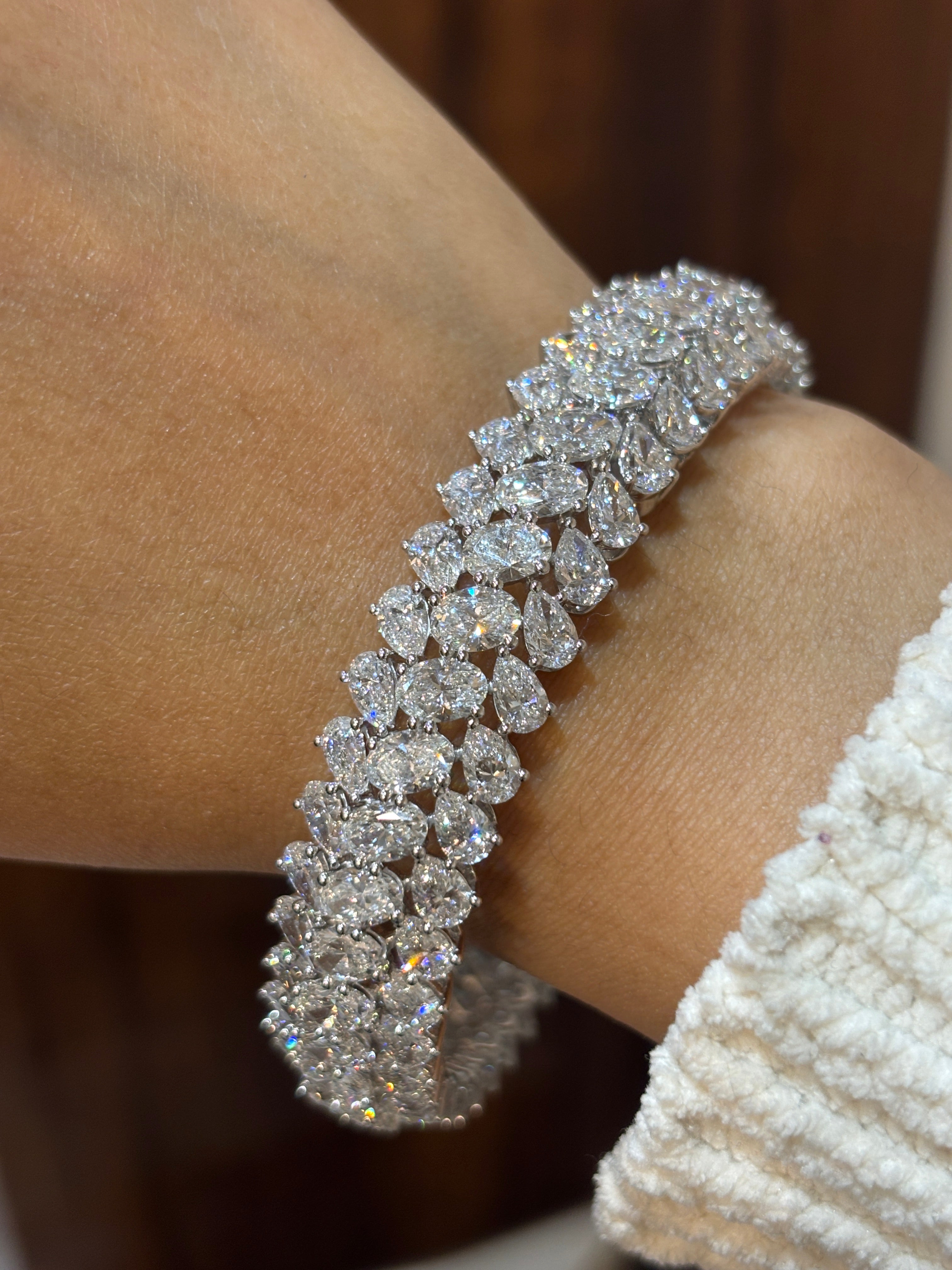 Zevara Luxe Lab Diamond Bangle