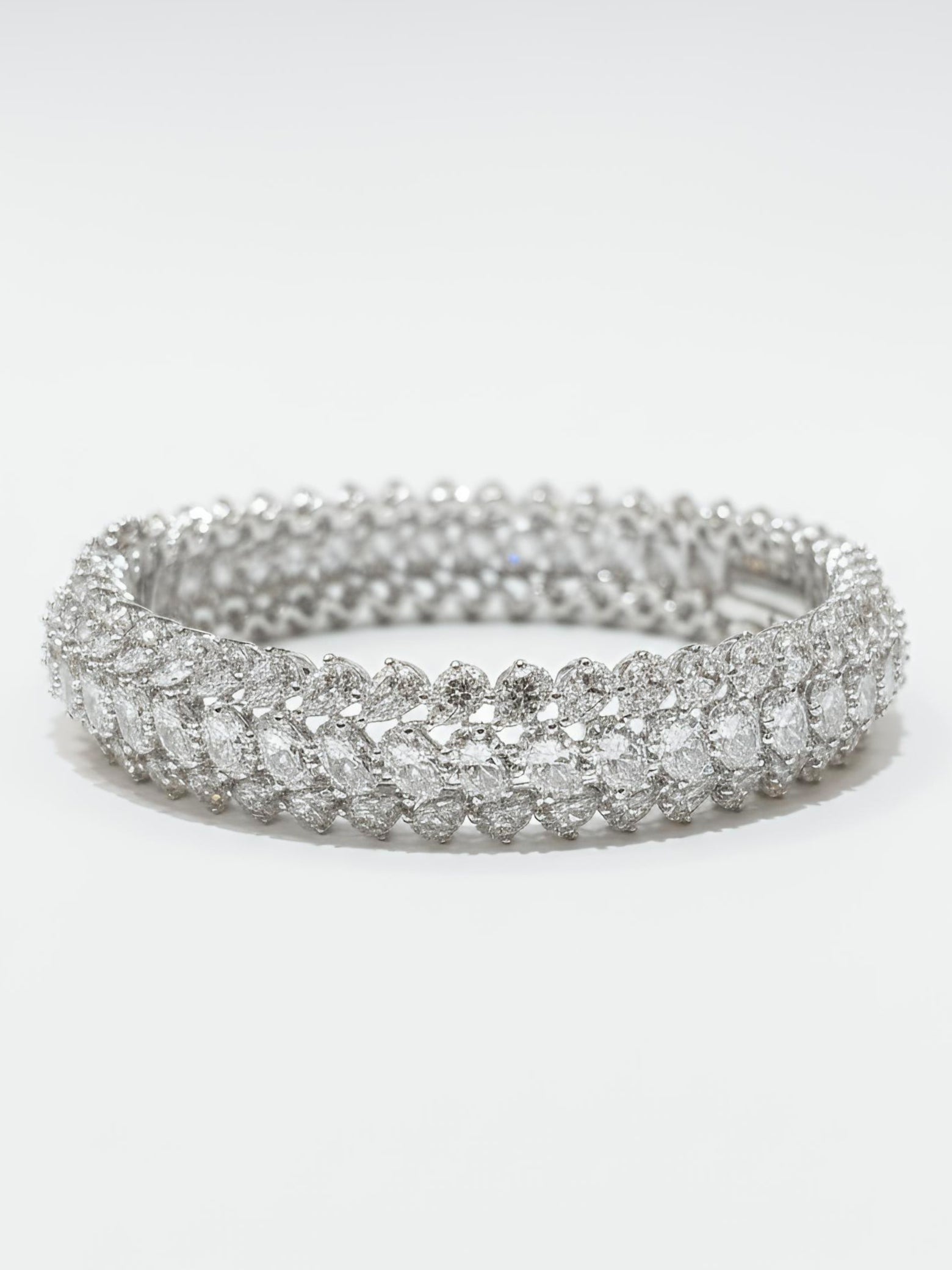 Zevara Luxe Lab Diamond Bangle