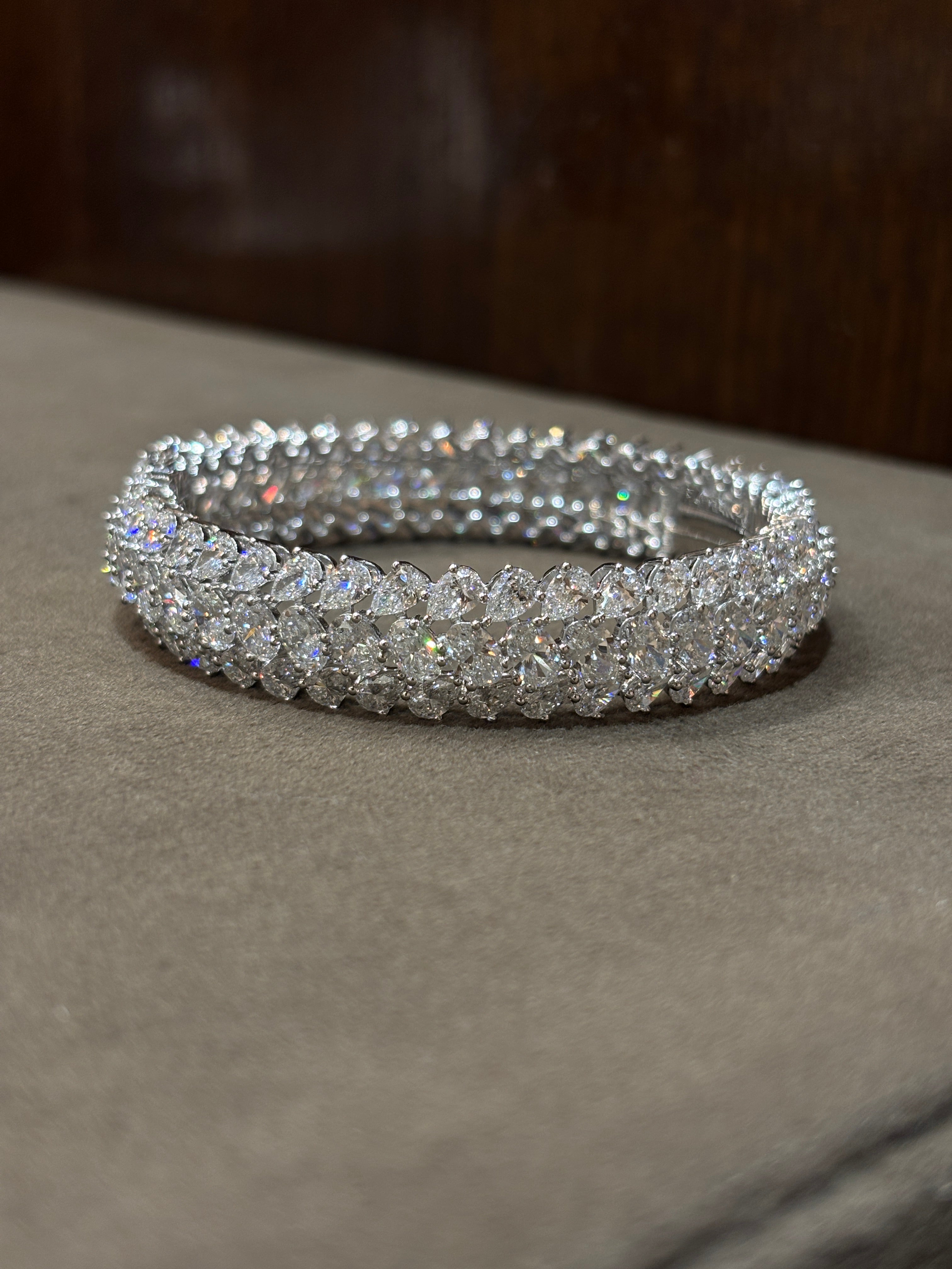 Zevara Luxe Lab Diamond Bangle
