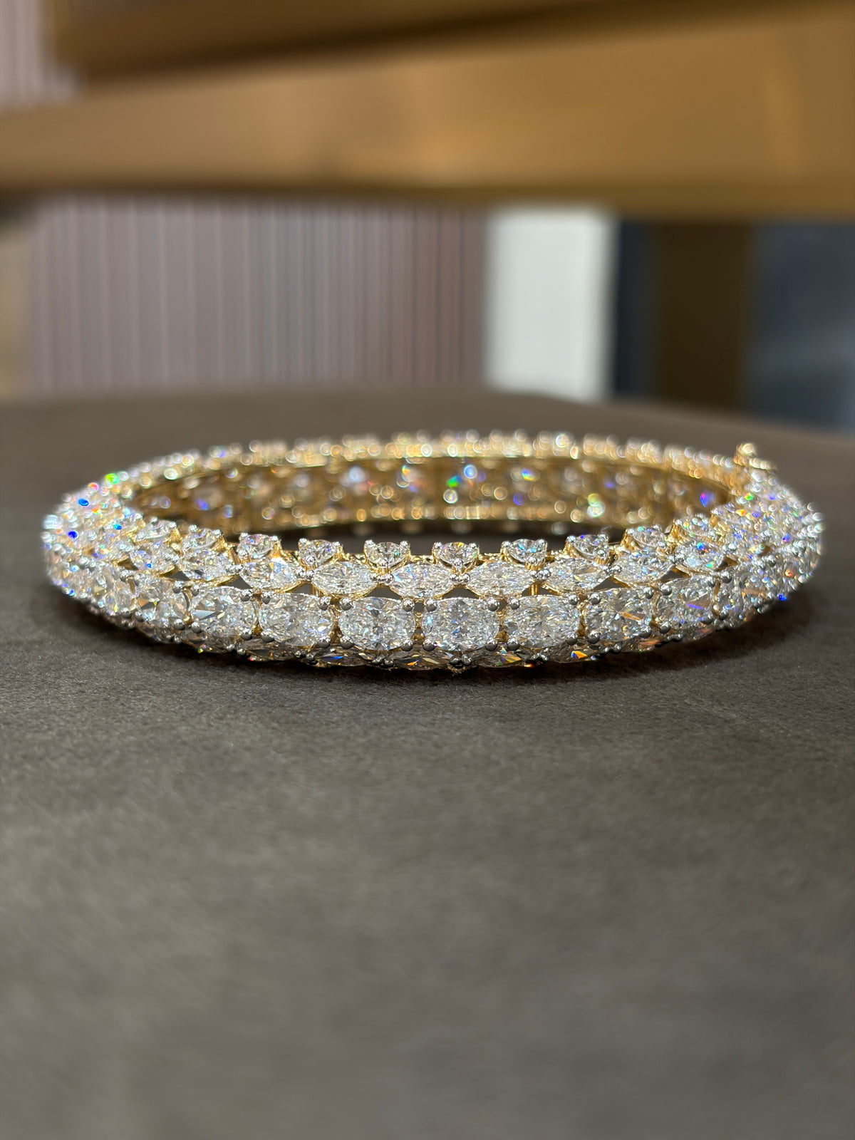 Selvith Thyrvex Lab Grown Diamond Bangle
