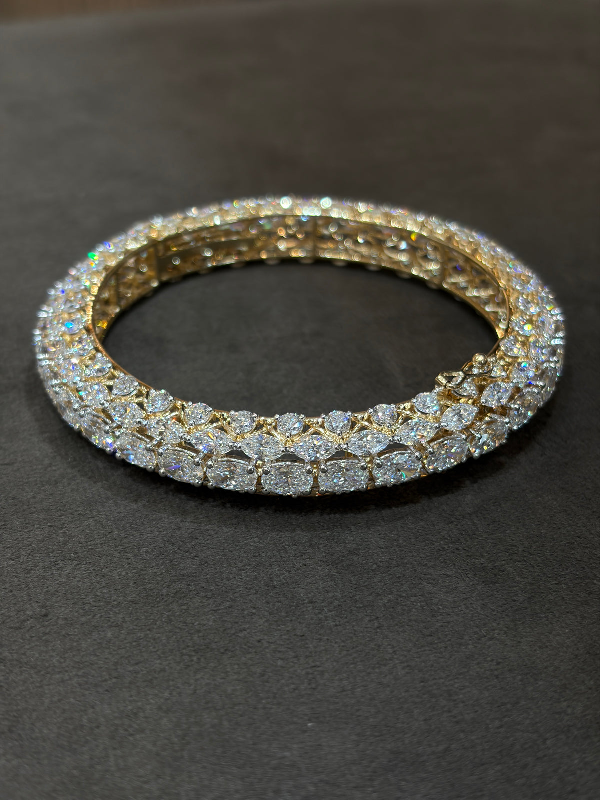 Selvith Thyrvex Lab Grown Diamond Bangle