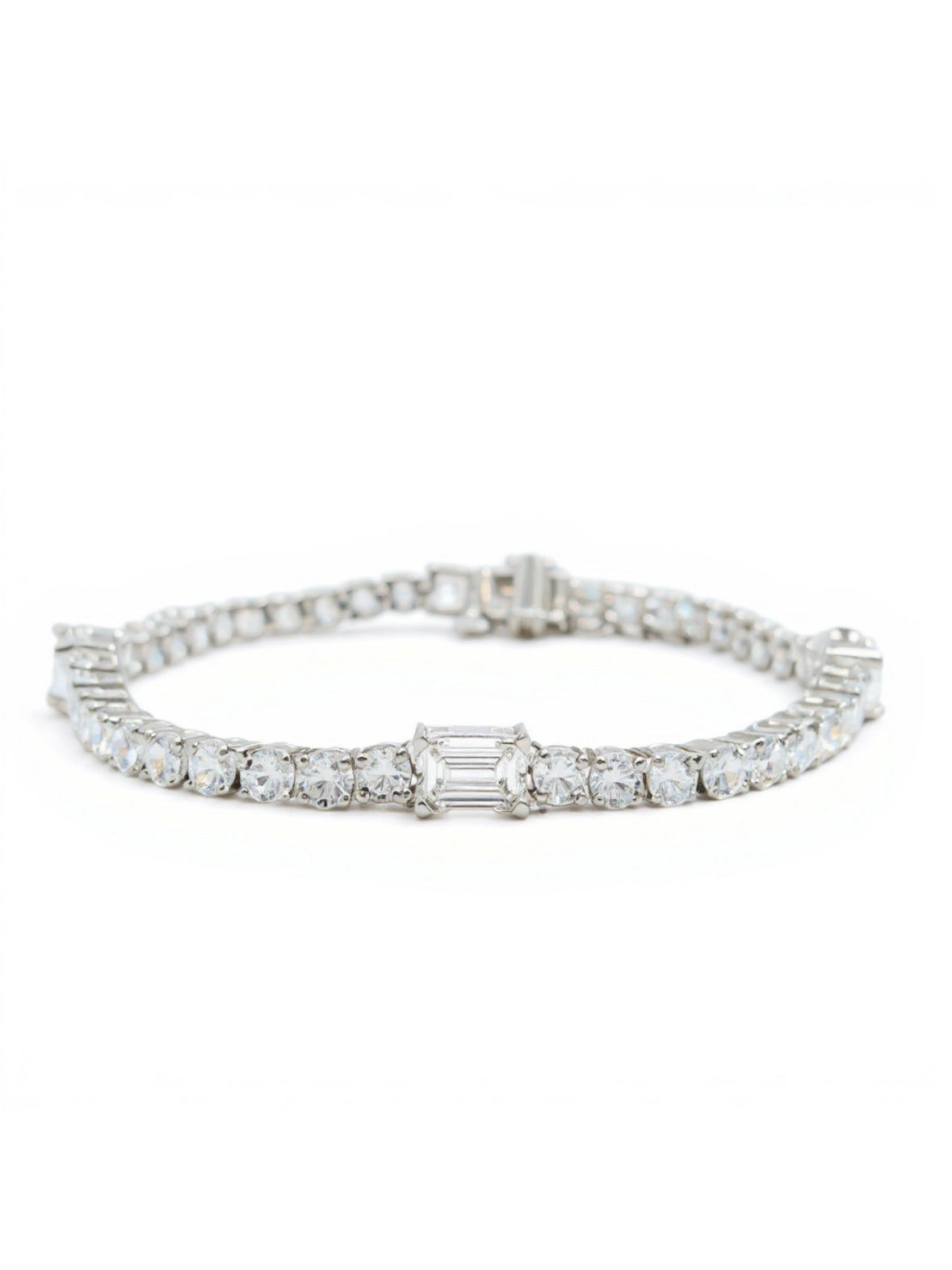 Crystal Gleam Lab Diamond Bracelet