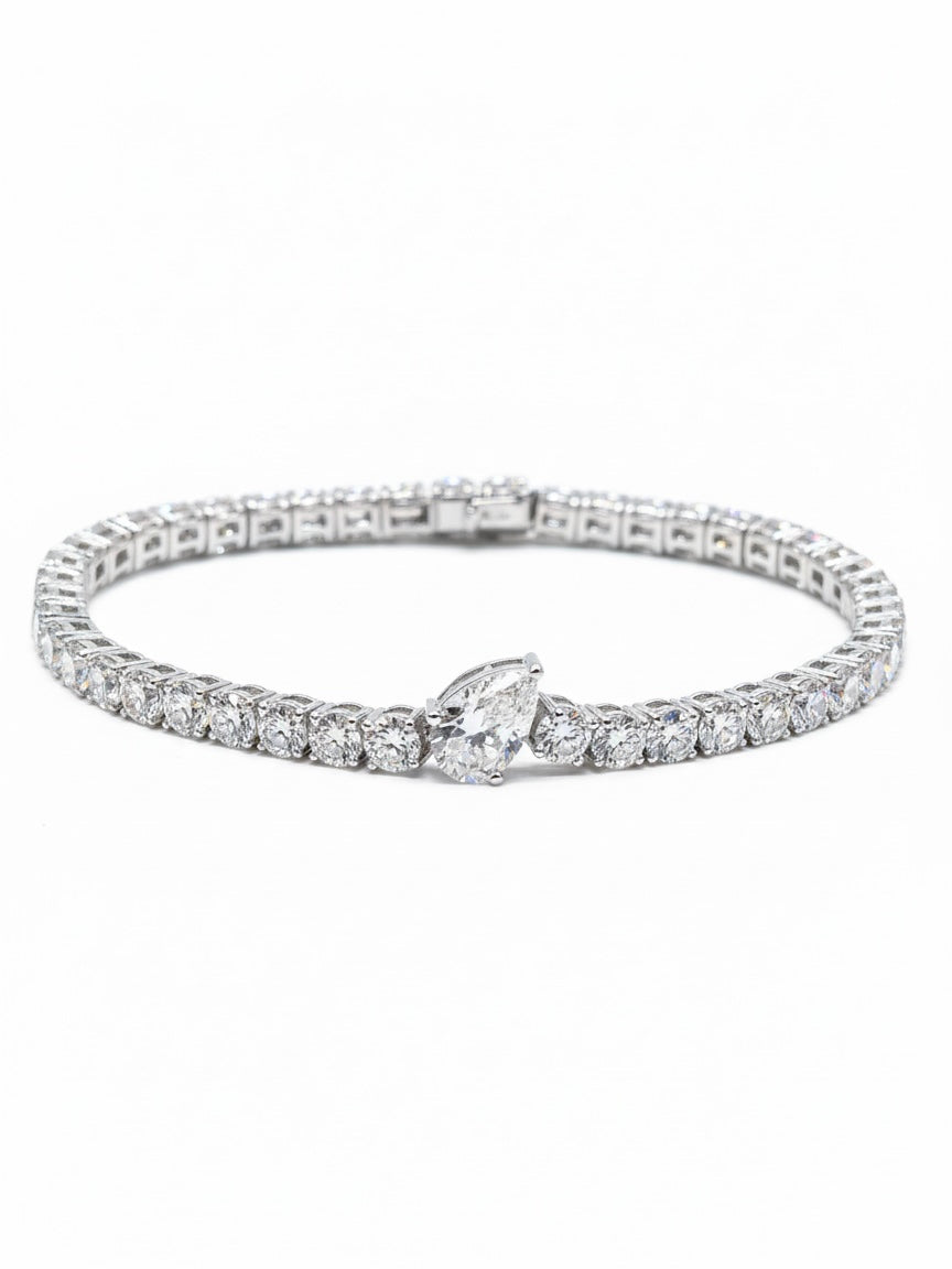 Starlit Bloom Lab Diamond Bracelet