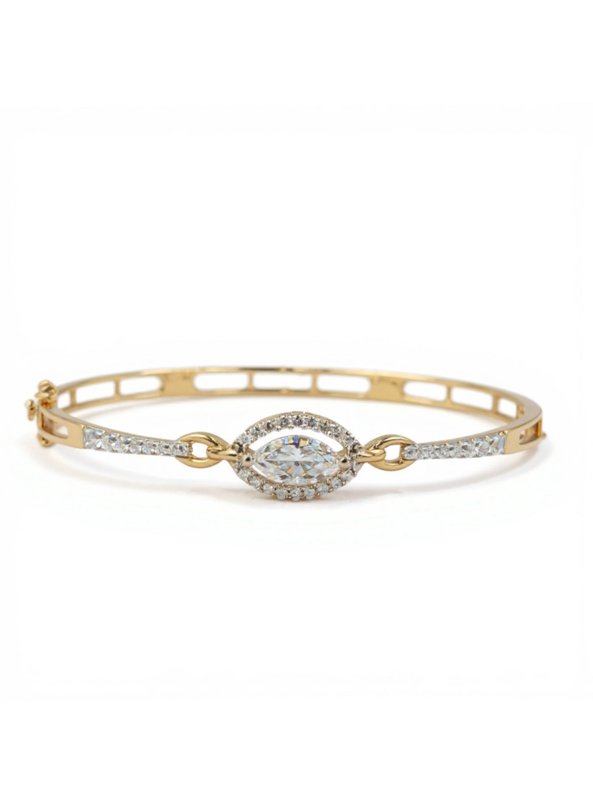 Tranquil Spark Lab Diamond Bracelet