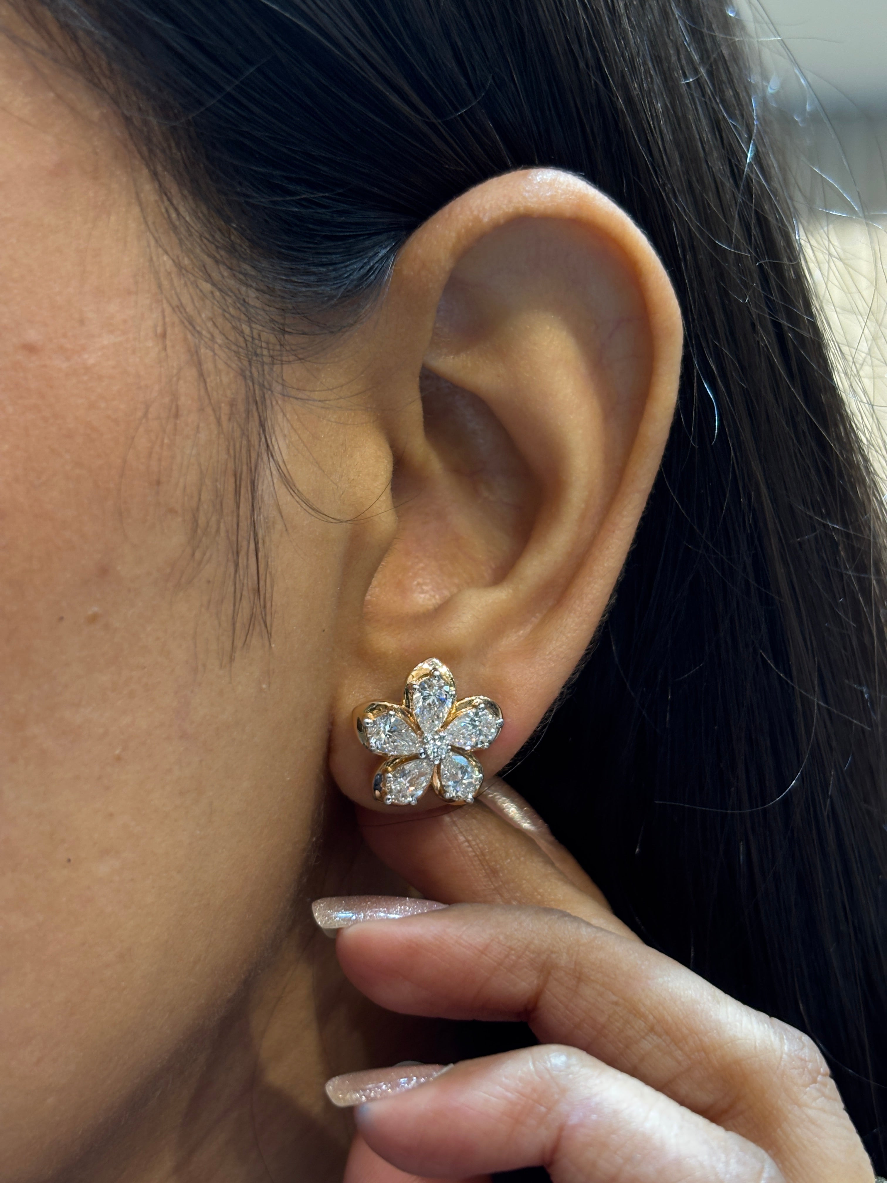 Infinity Radiance Lab Diamond Earring
