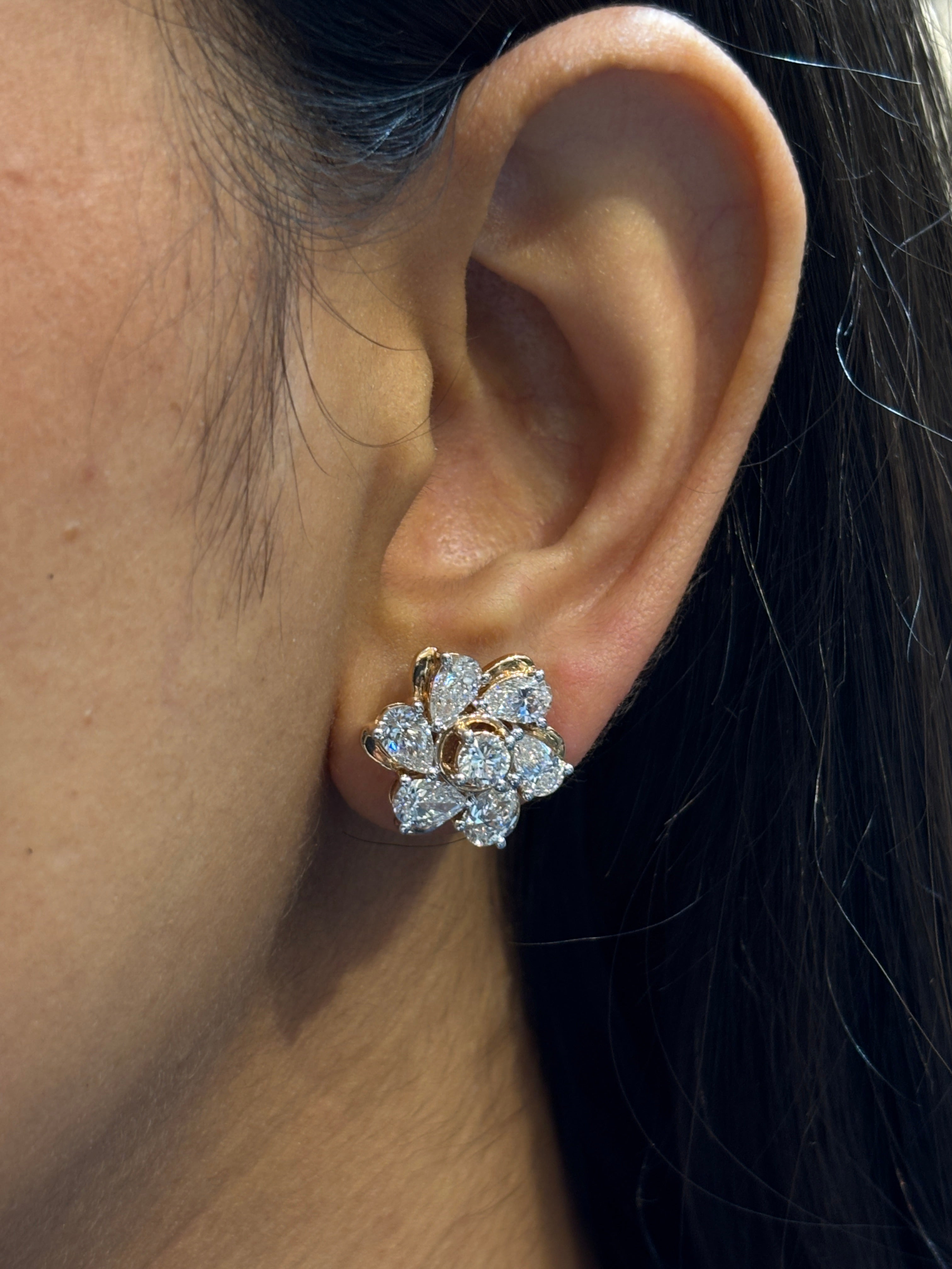 Majestic Glow Lab Diamond Earring