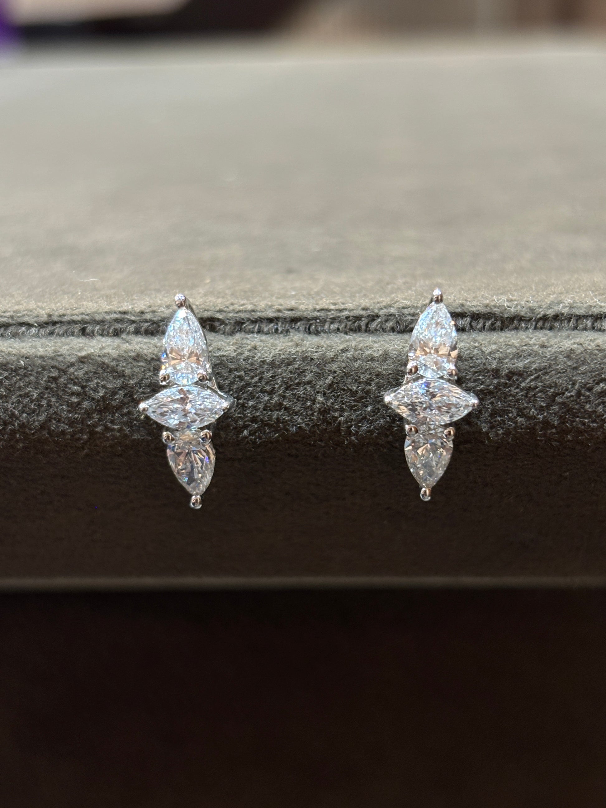 Starlit Mirage Lab Diamond Earring