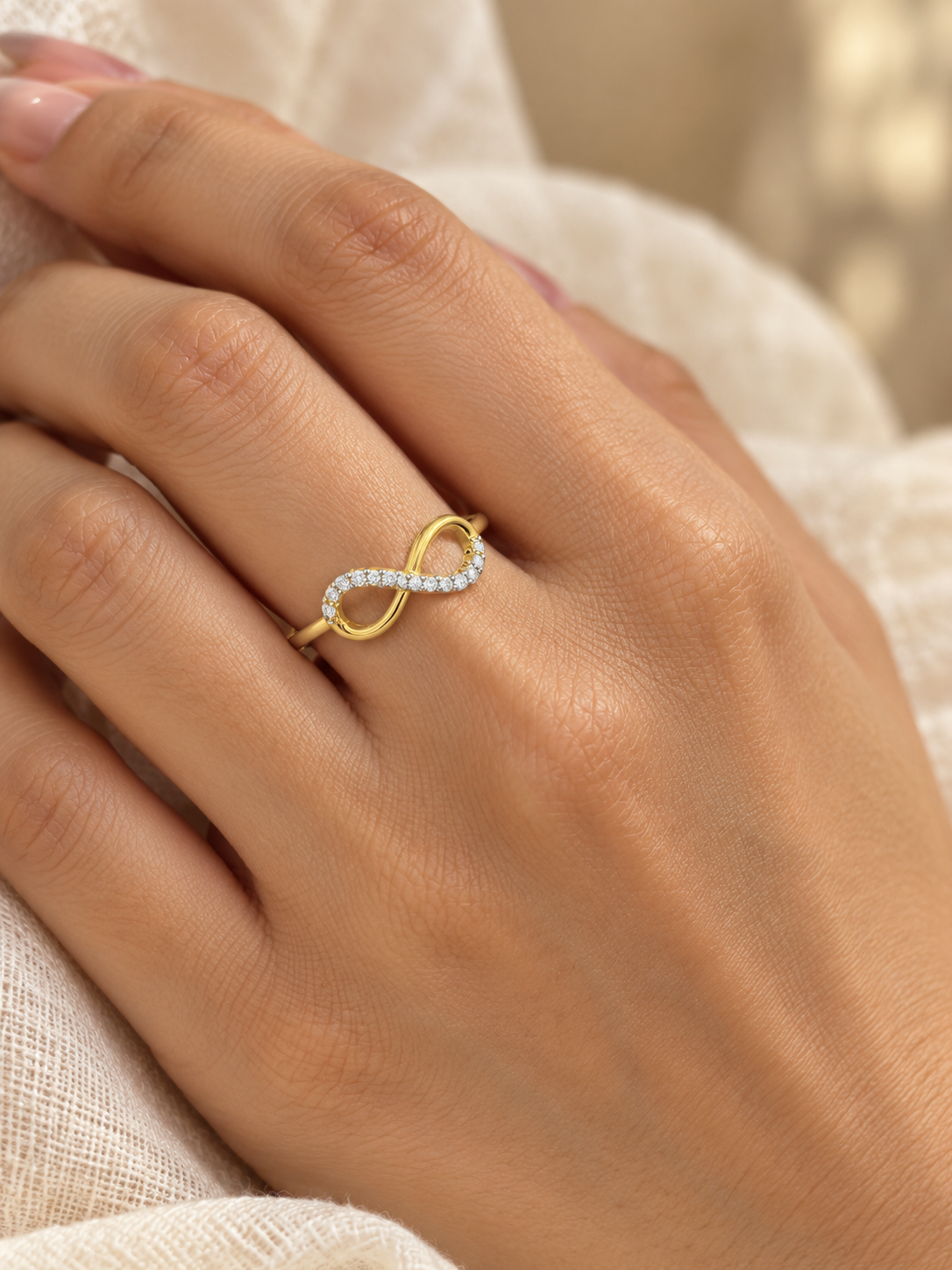 Audrey Comet Lab Diamond Ring