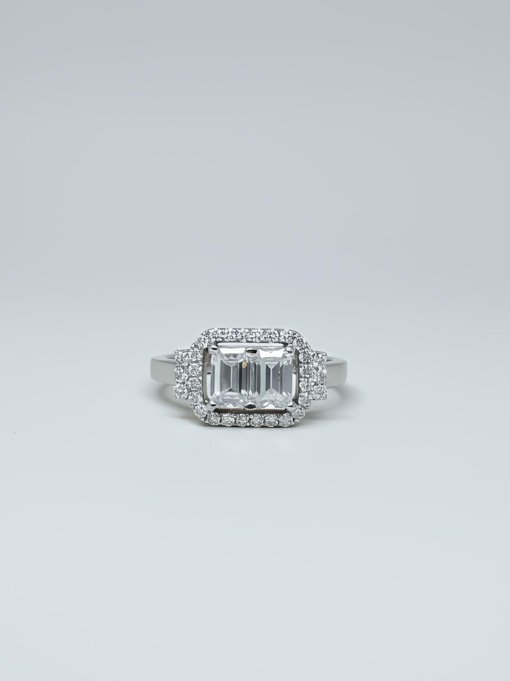 Avyrex Band Lab Diamond Ring