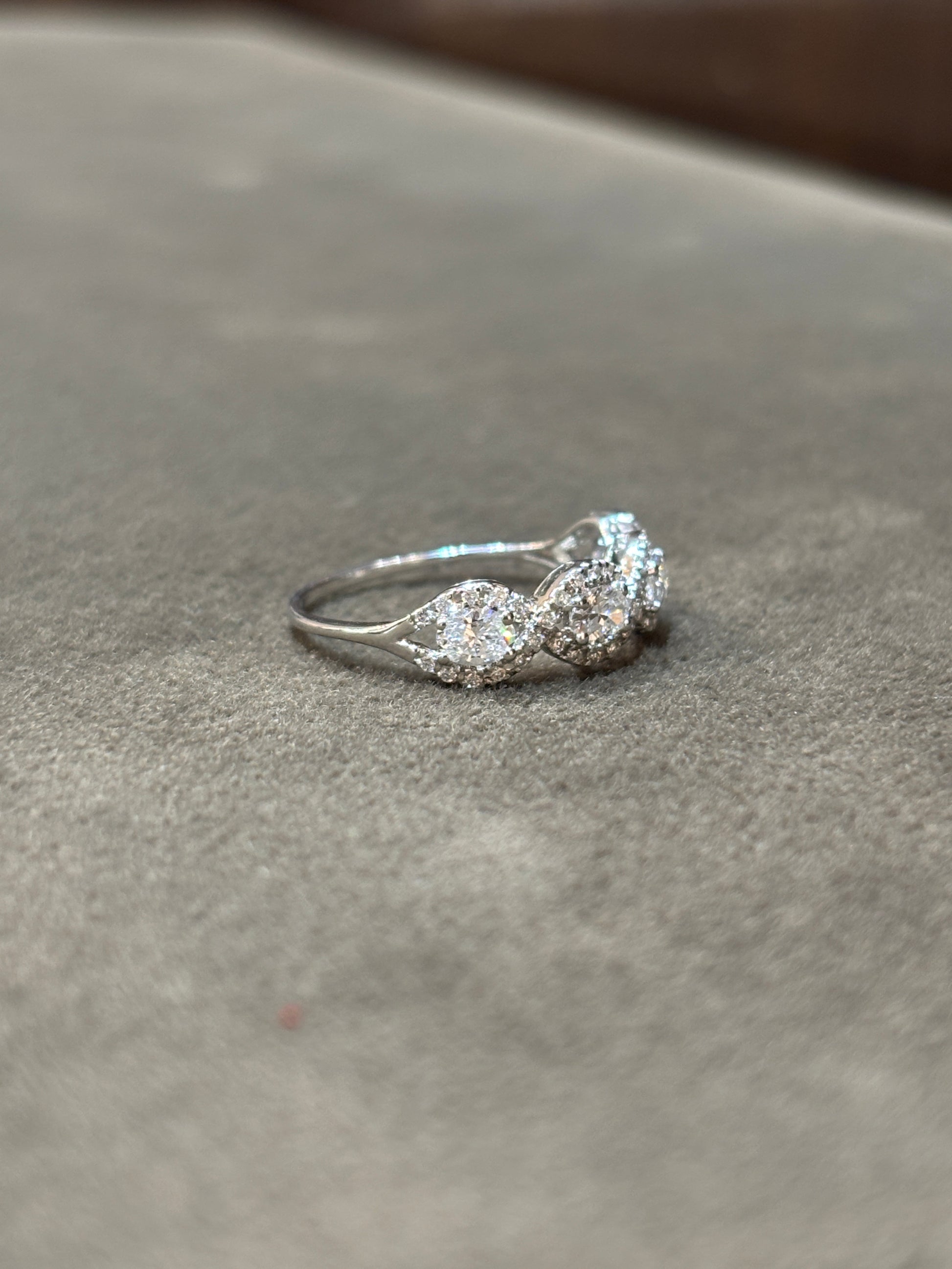 Timeless Aura Lab Diamond Ring - Fiona Diamonds - Fiona Diamonds