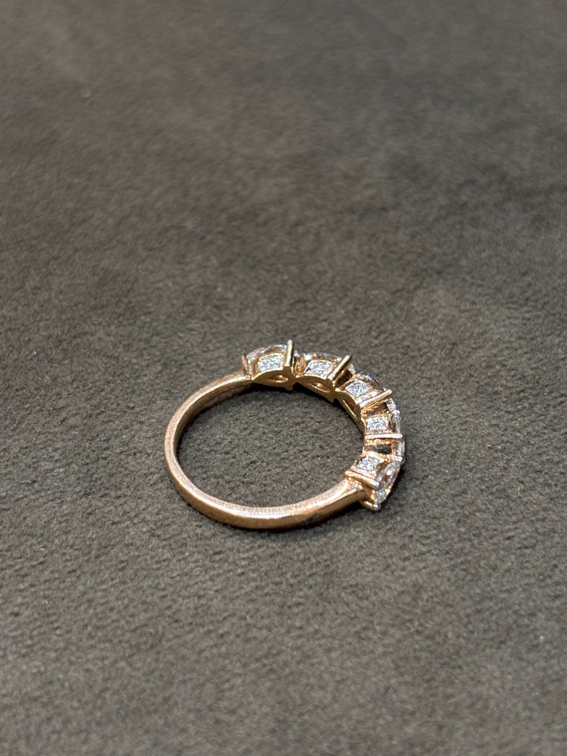 Aurora Trace Lab Diamond Ring - Fiona Diamonds - Fiona Diamonds