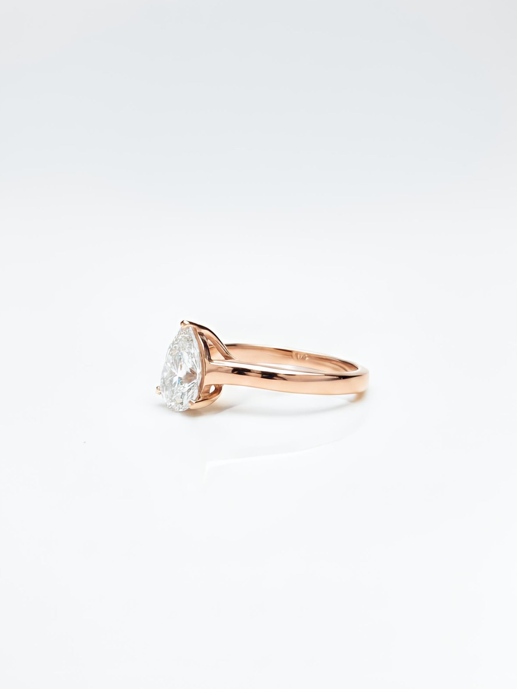 Lynexia Band Lab Diamond Ring