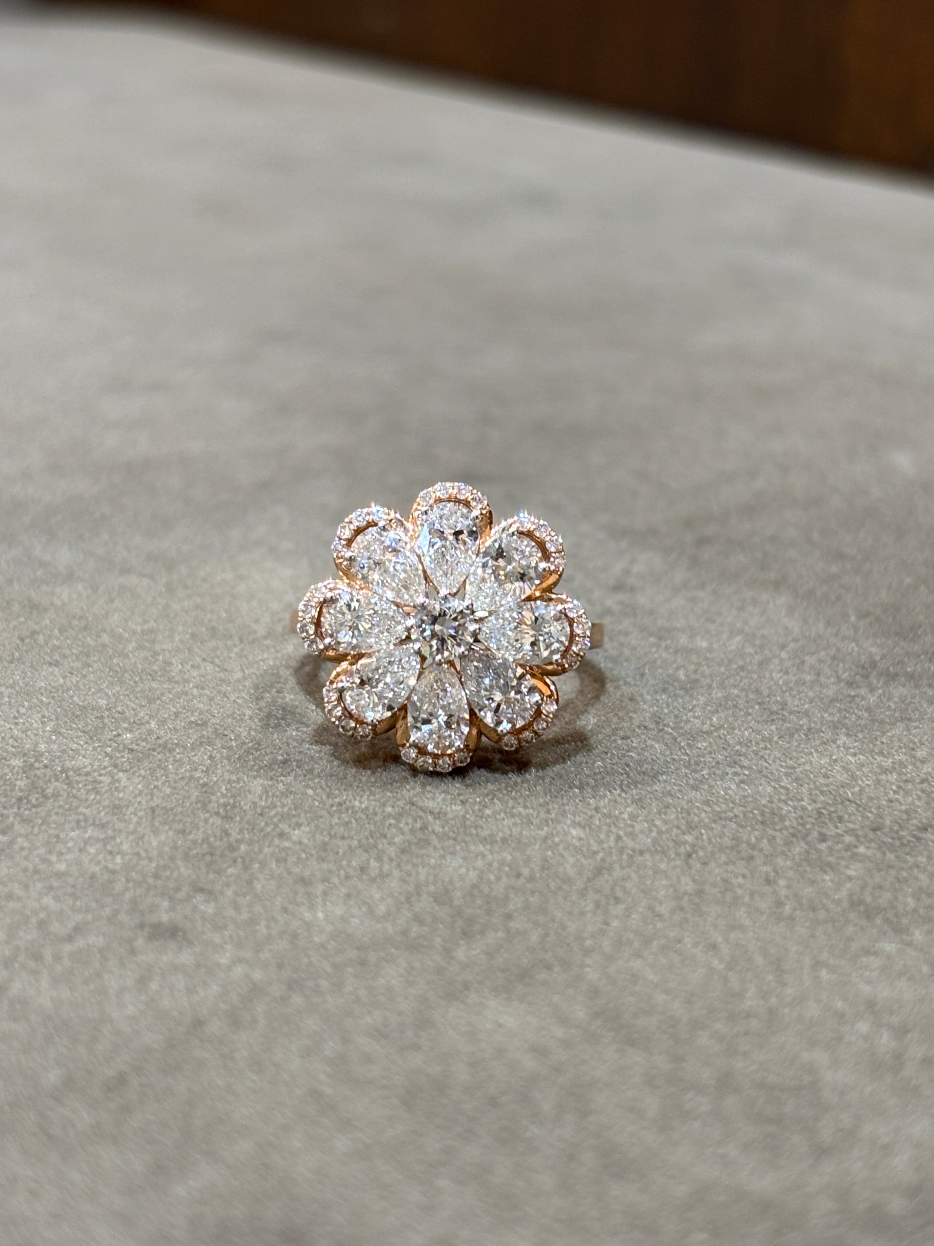 Starry Glow Lab Diamond Ring