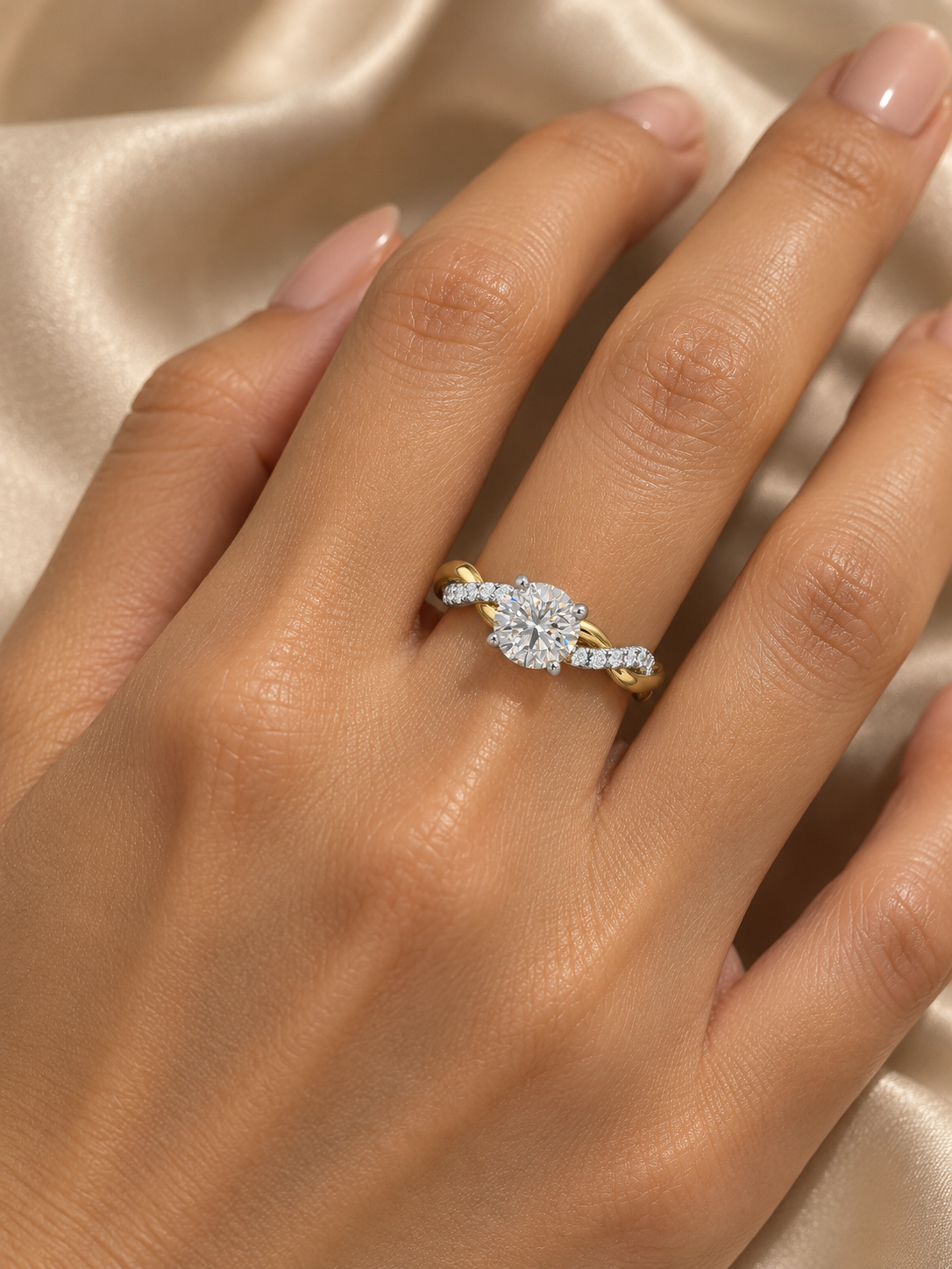 Tia Arc Lab Diamond Ring