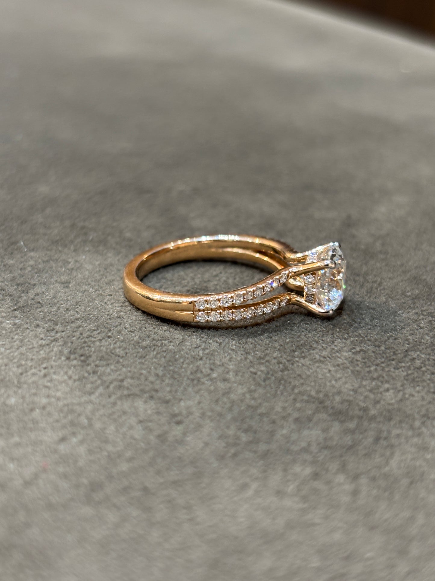 Velvet Glow Lab Diamond Ring