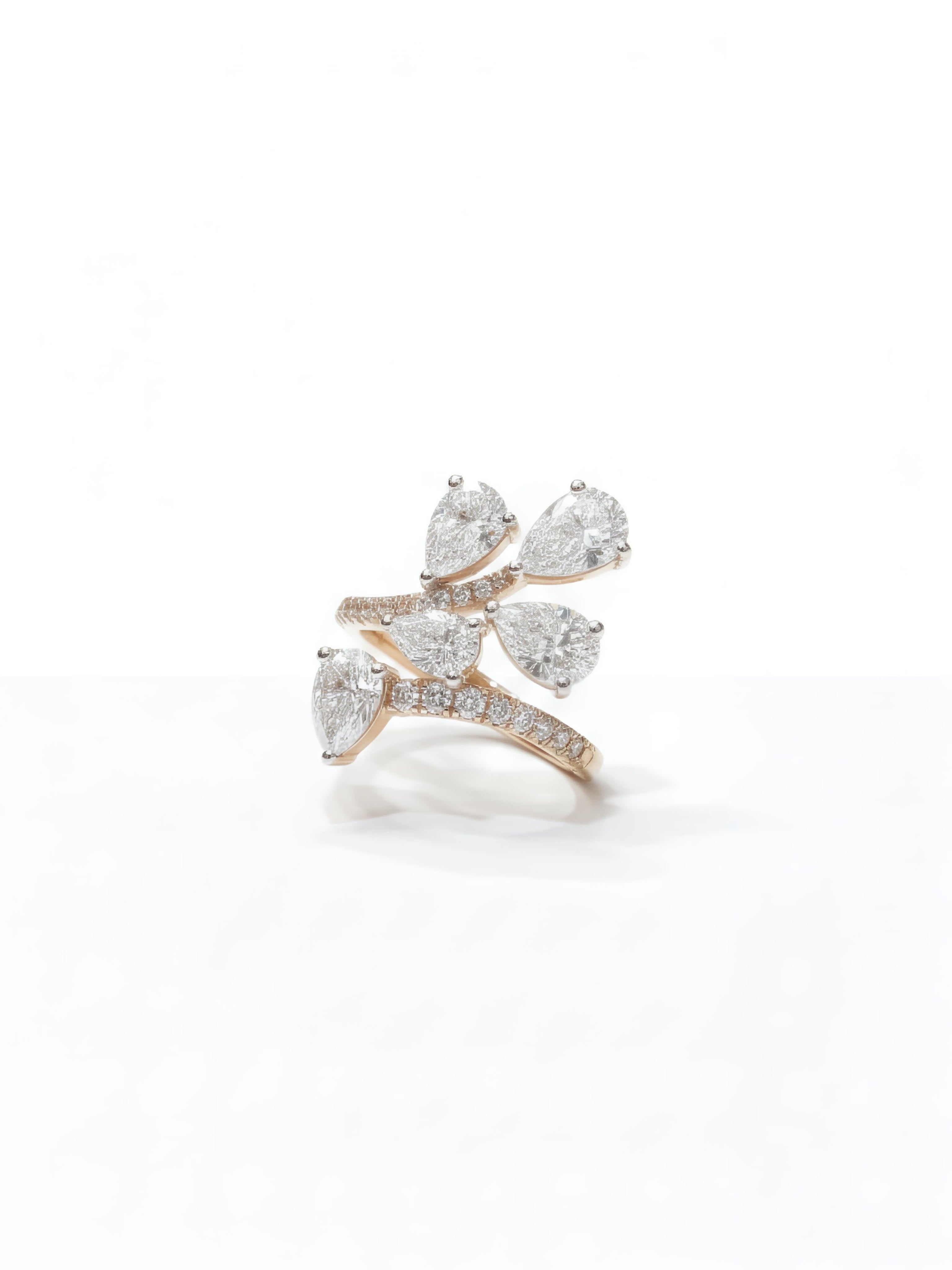 Orabella Rise Lab Diamond Ring