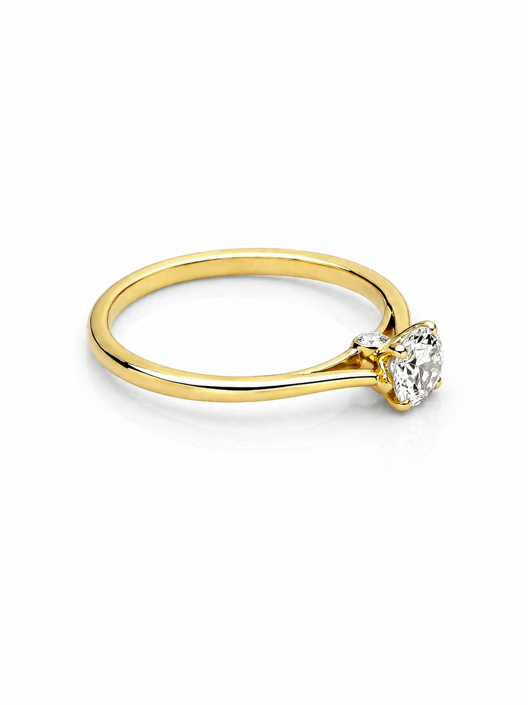 Zinara 50 Pointer Lab Diamond Solitaire Ring