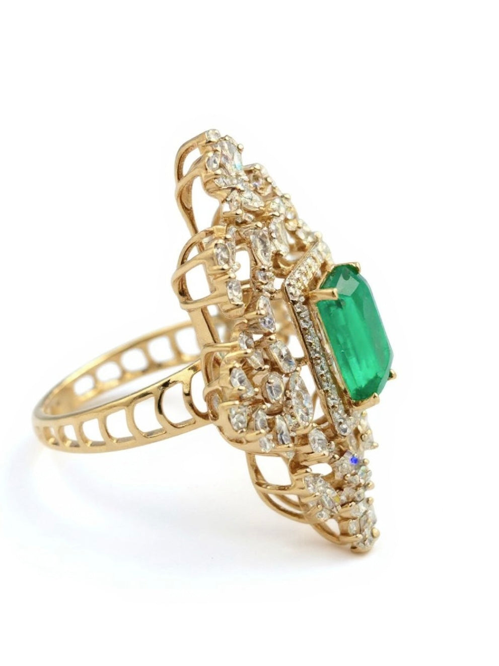 Roselith Lab Diamond Ring – Serenity in Shine