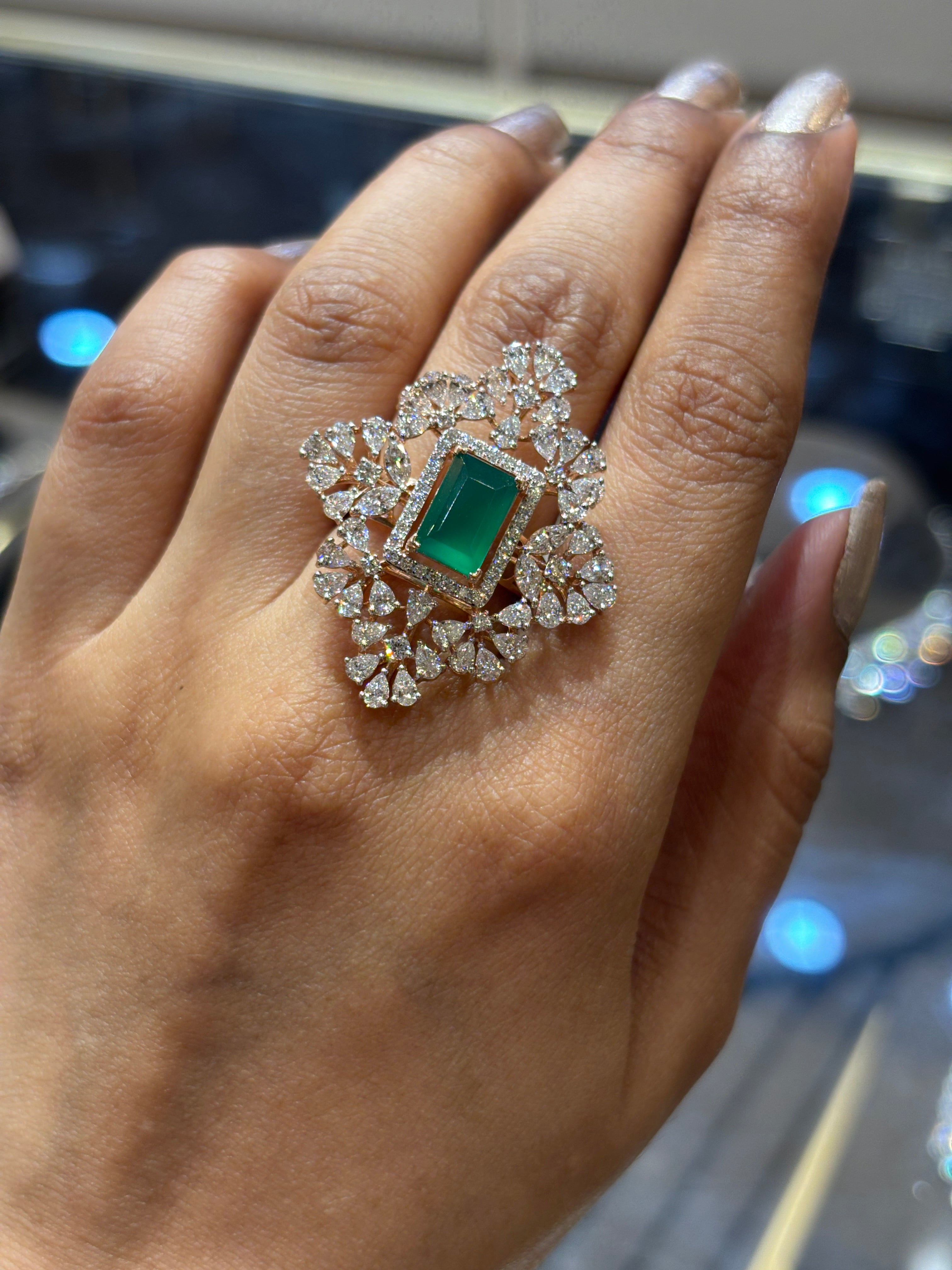 Roselith Lab Diamond Ring – Serenity in Shine