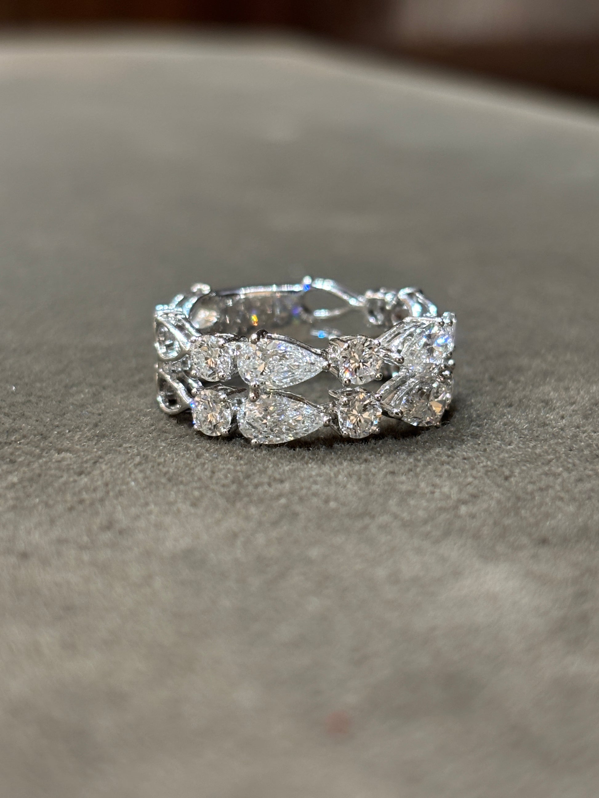 Pure Horizon Lab Diamond Ring - Fiona Diamonds - Fiona Diamonds