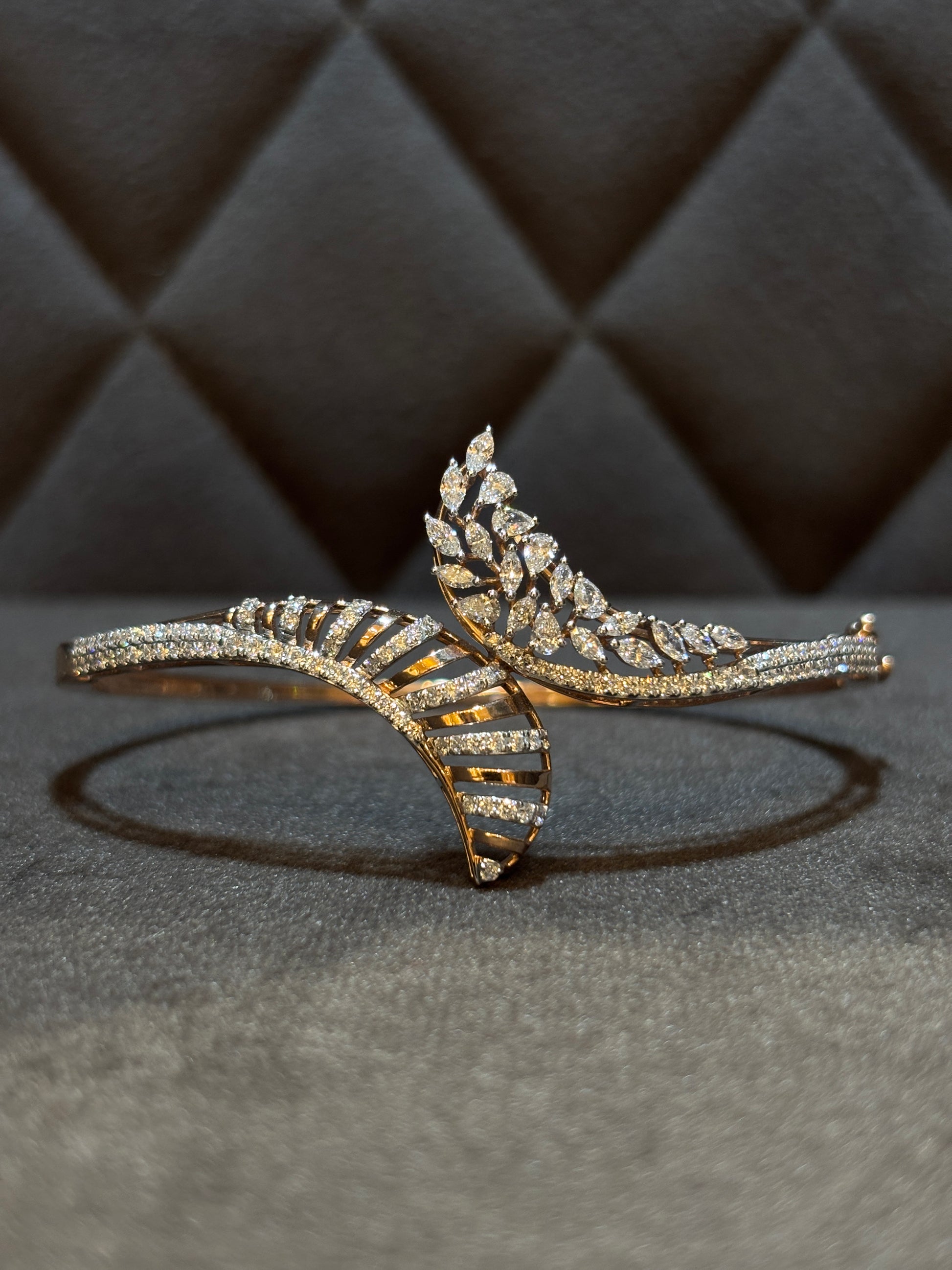 Mrinalini Lab Diamond Bracelet
