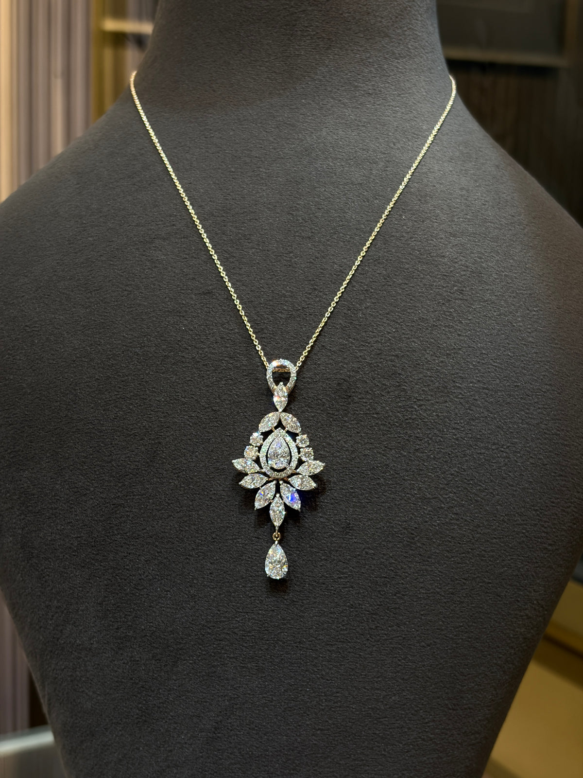 Thyvel Calreth Lab Grown Diamond Pendant