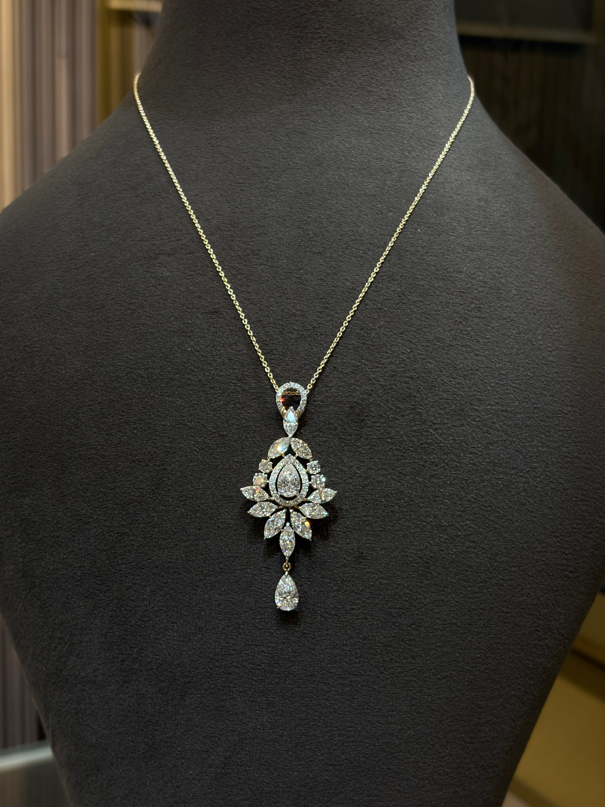 Thyvel Calreth Lab Grown Diamond Pendant