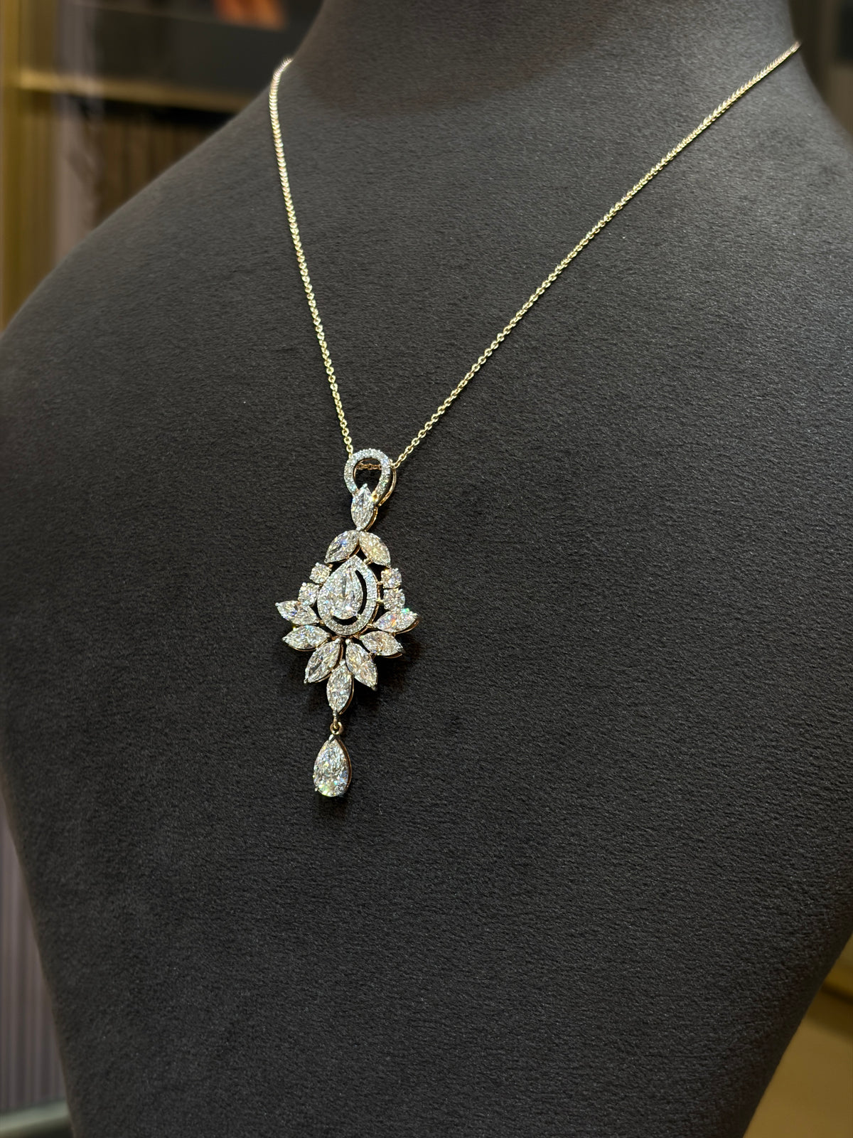 Thyvel Calreth Lab Grown Diamond Pendant