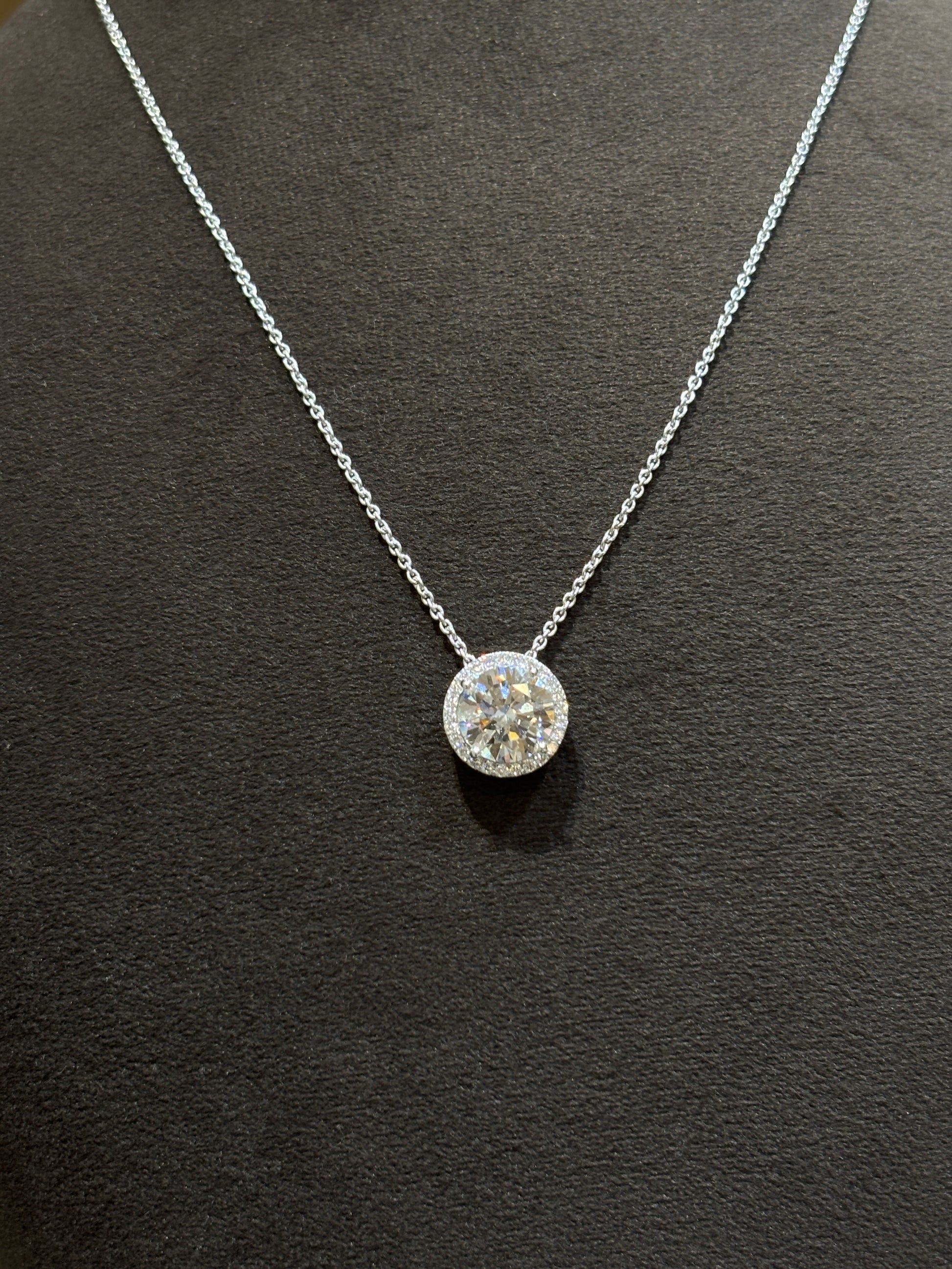 Arviona Vale Lab Diamond Pendant