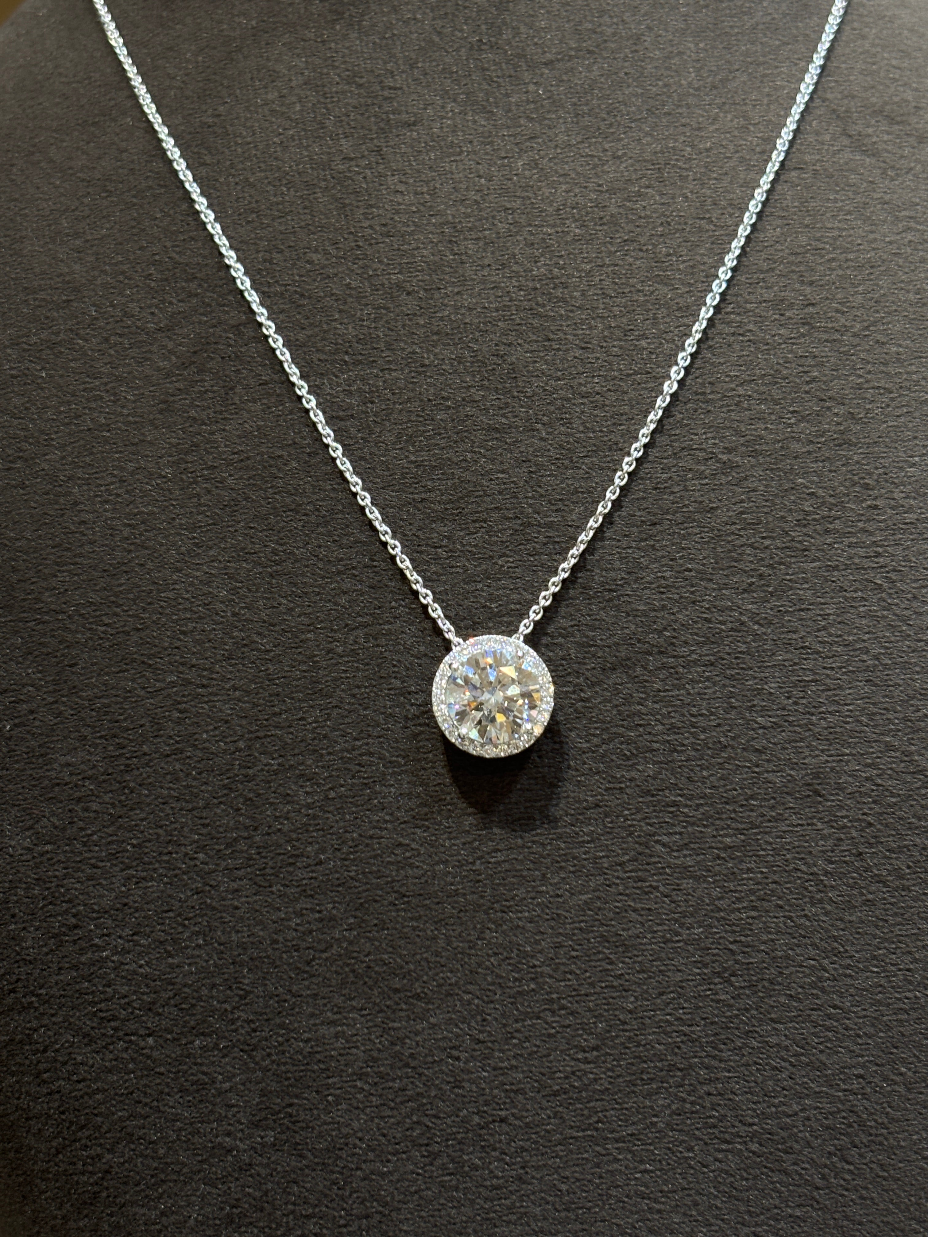 Arviona Vale Lab Diamond Pendant