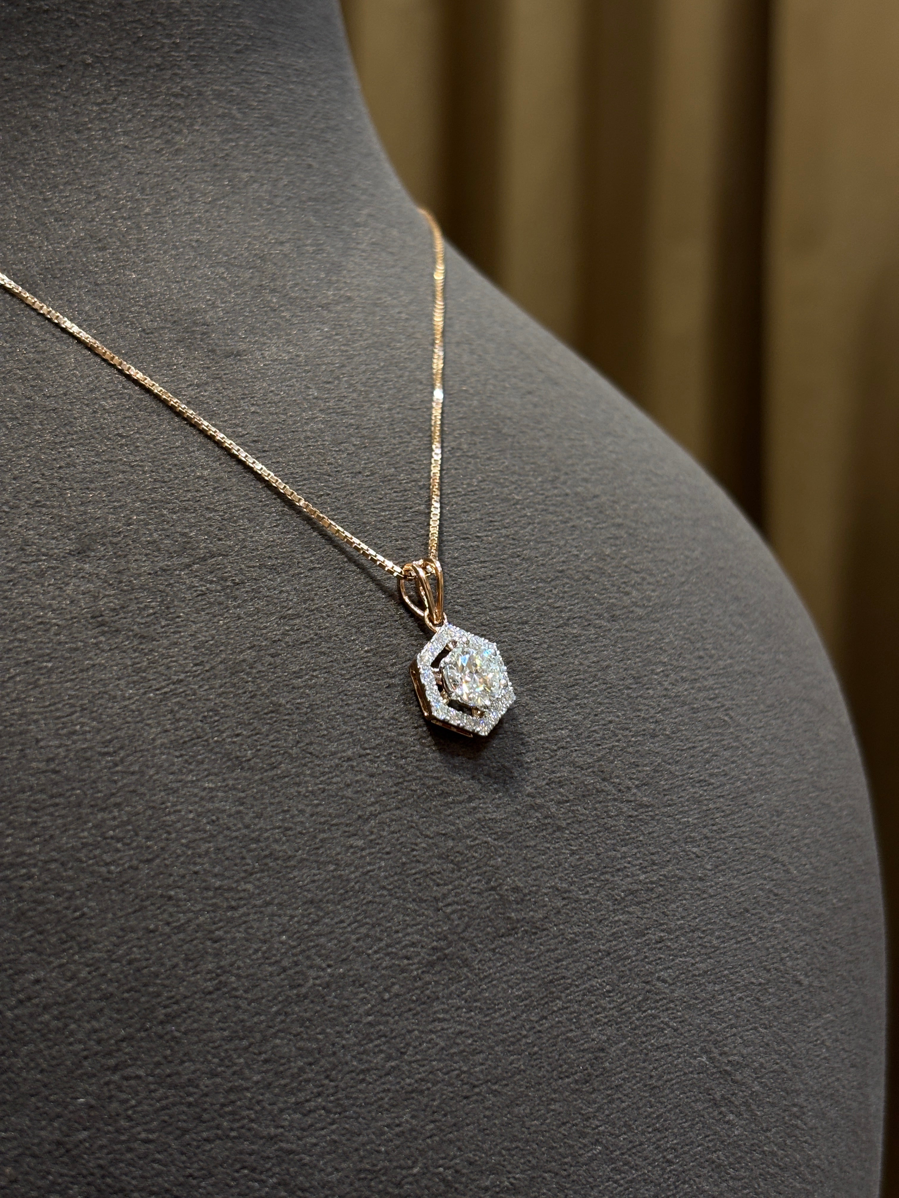 Luniera Elan Lab Diamond Pendant