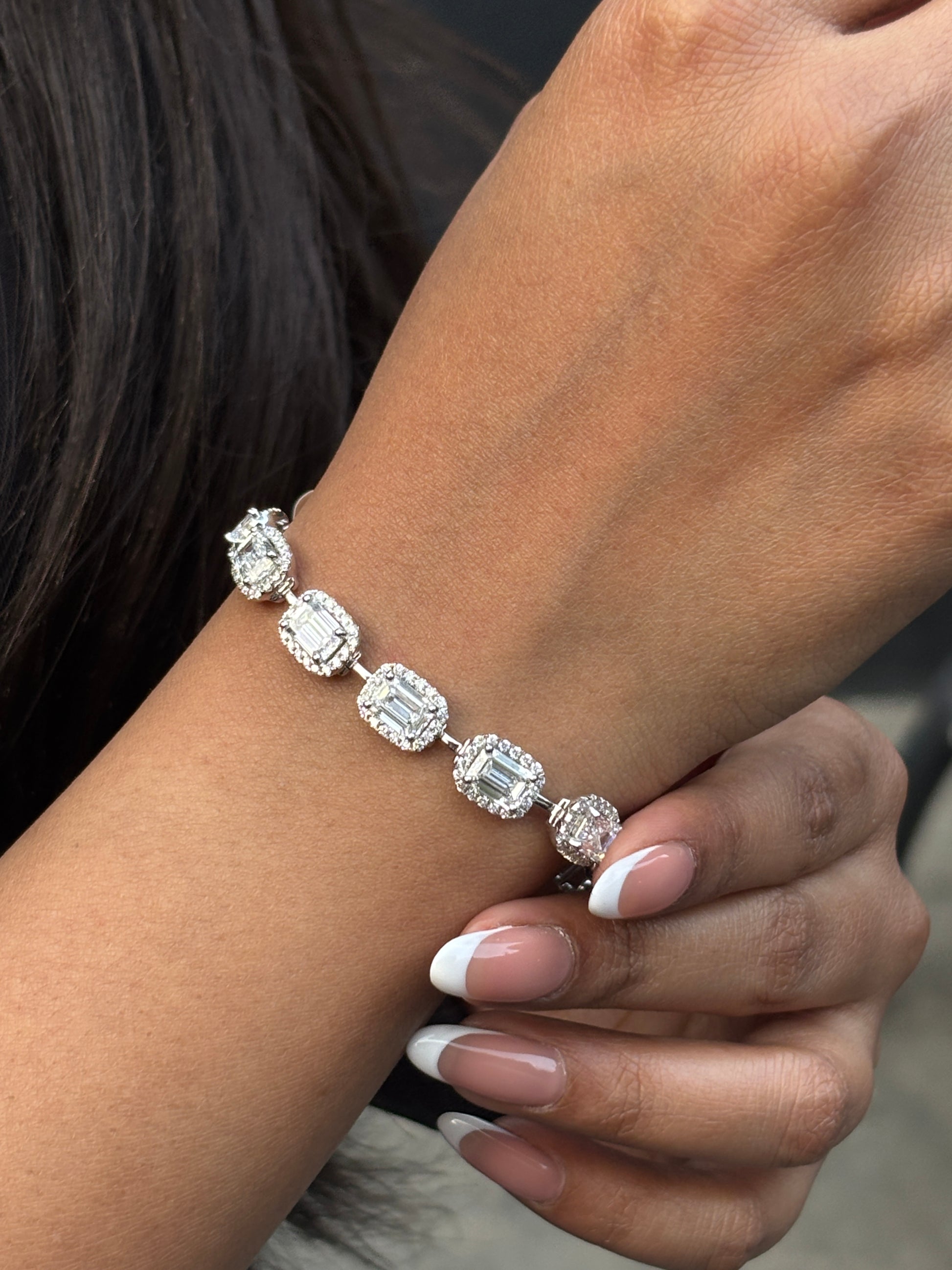 Lingling Lab Diamond Bracelet - Dainty Radiance