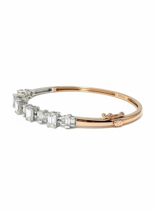 Golden Veil Lab Diamond Bracelet