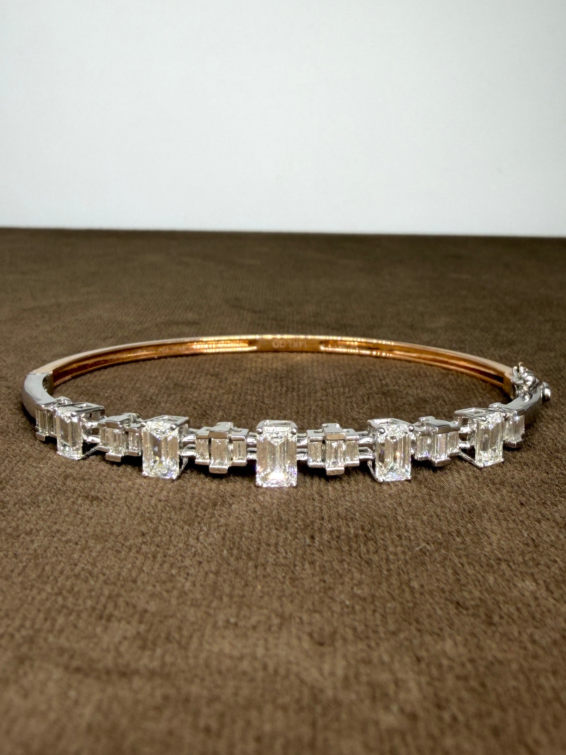 Golden Veil Lab Diamond Bracelet