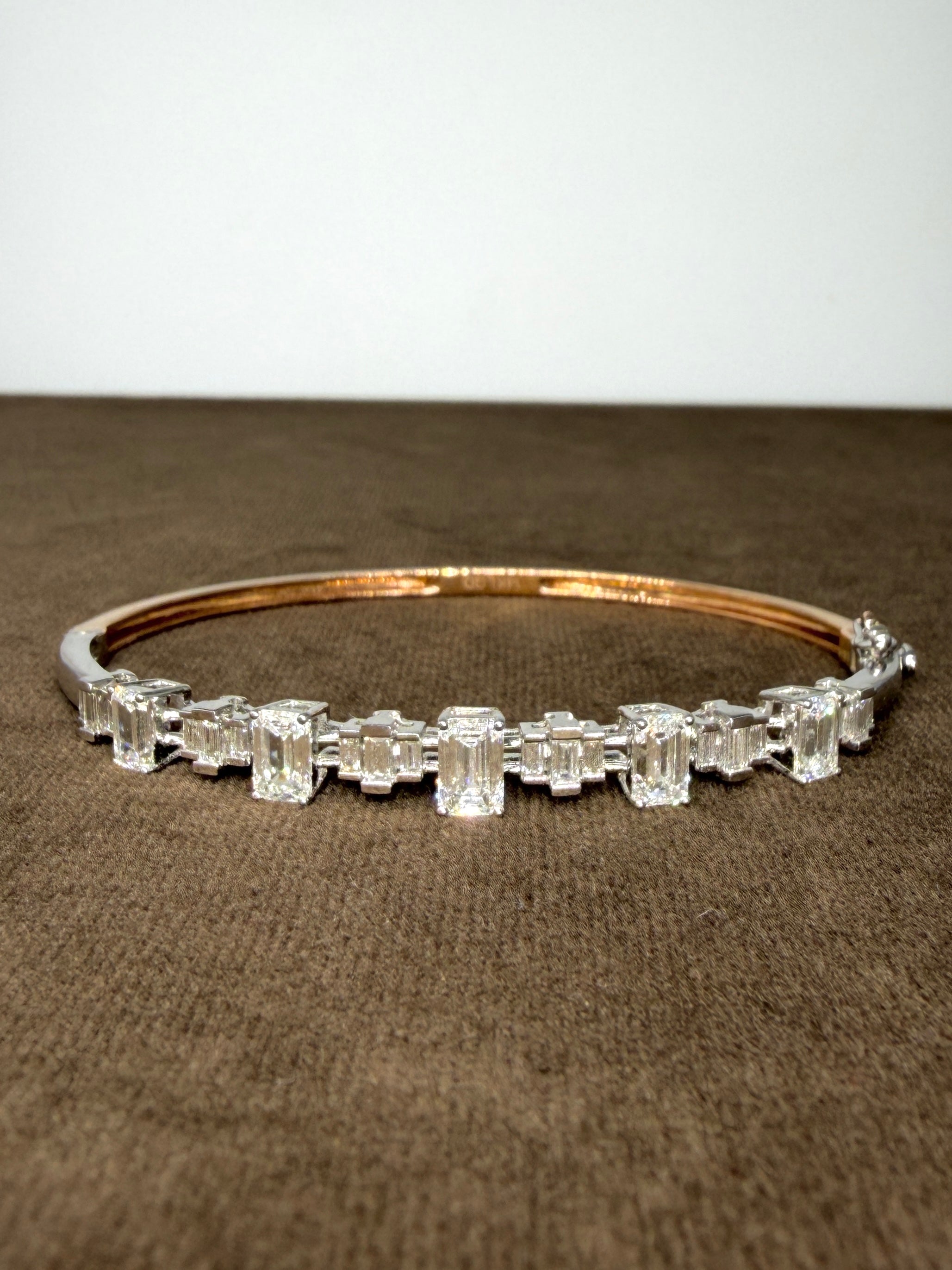 Golden Veil Lab Diamond Bracelet