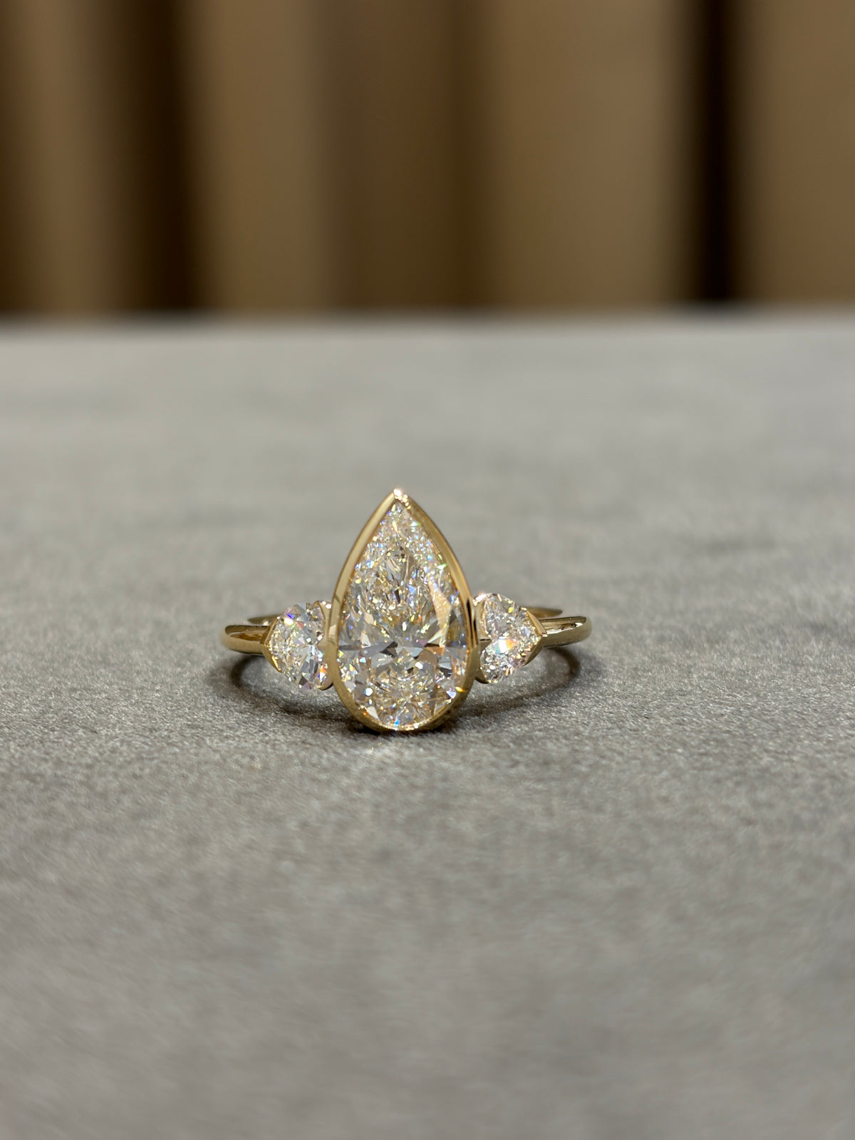 Oona Arc Lab Diamond Ring